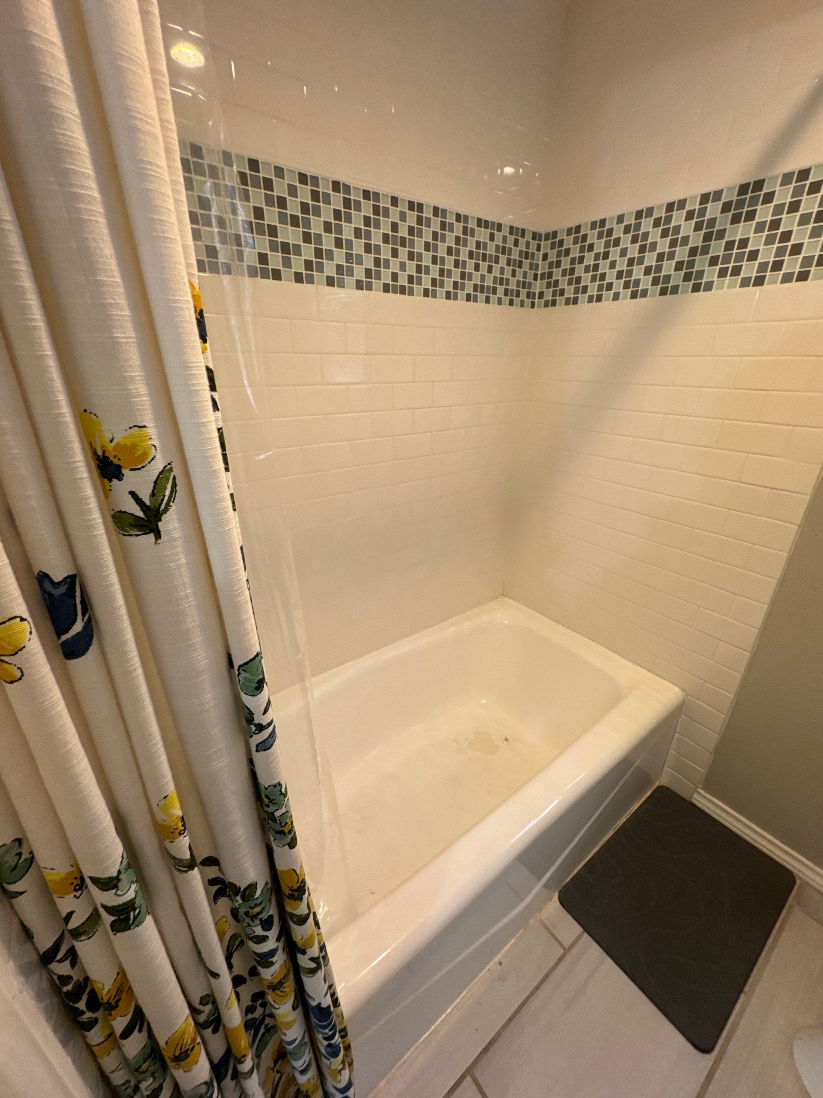 🌸 Designer Sanctuary: Full Bathroom Remodel with Bespoke Wallpaper Finish by Tibi Soli LLC