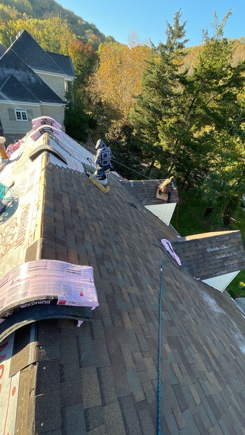 Residential Roofing Installation using Owens Corning Duration Shingles Roofing System by Undersun Roofing 
