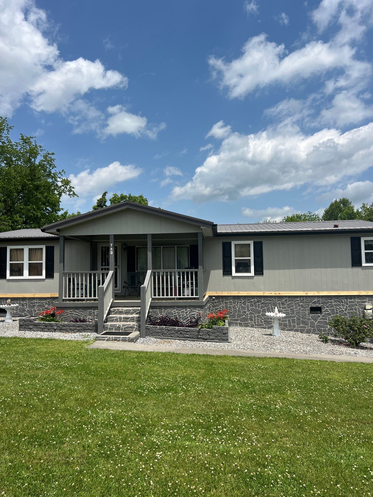Hollingshead Residence by Omnia Roofing