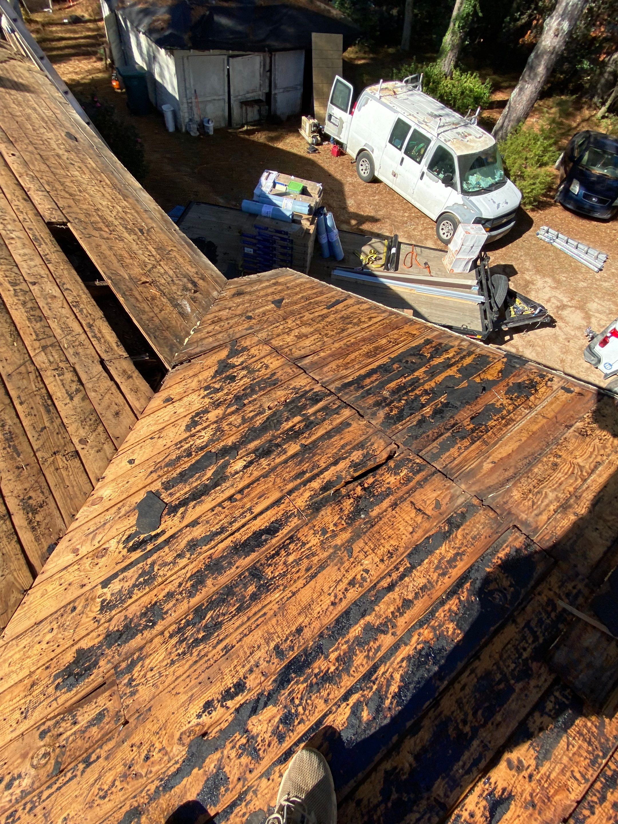 Residential Shingle Reroof using CertainTeed XT25: Resawn Shake by Hostetler Roofing