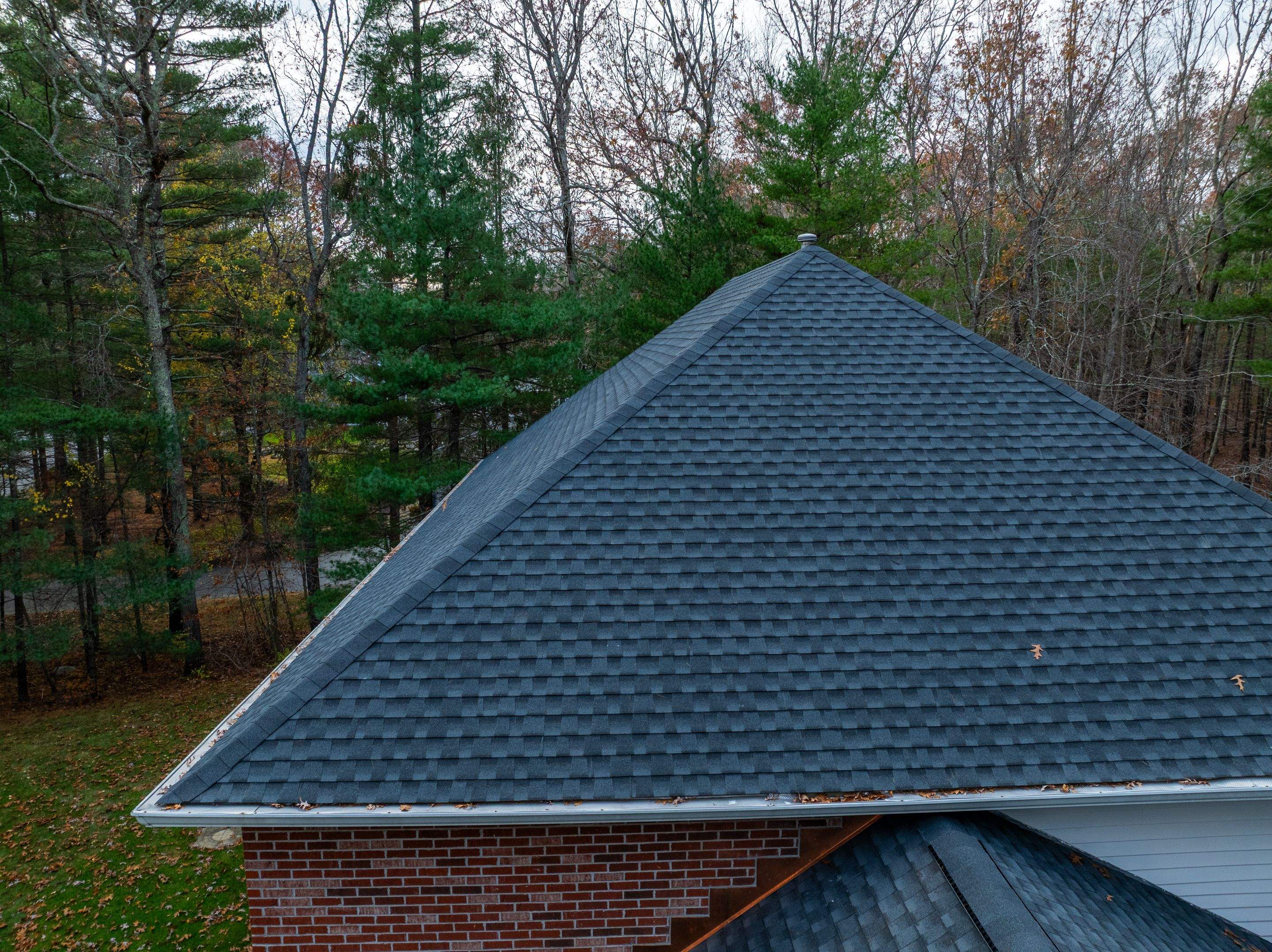 High Hawk - Architectural Shingles, Copper Brick Flashing, Skylights by Rinaldi Brothers