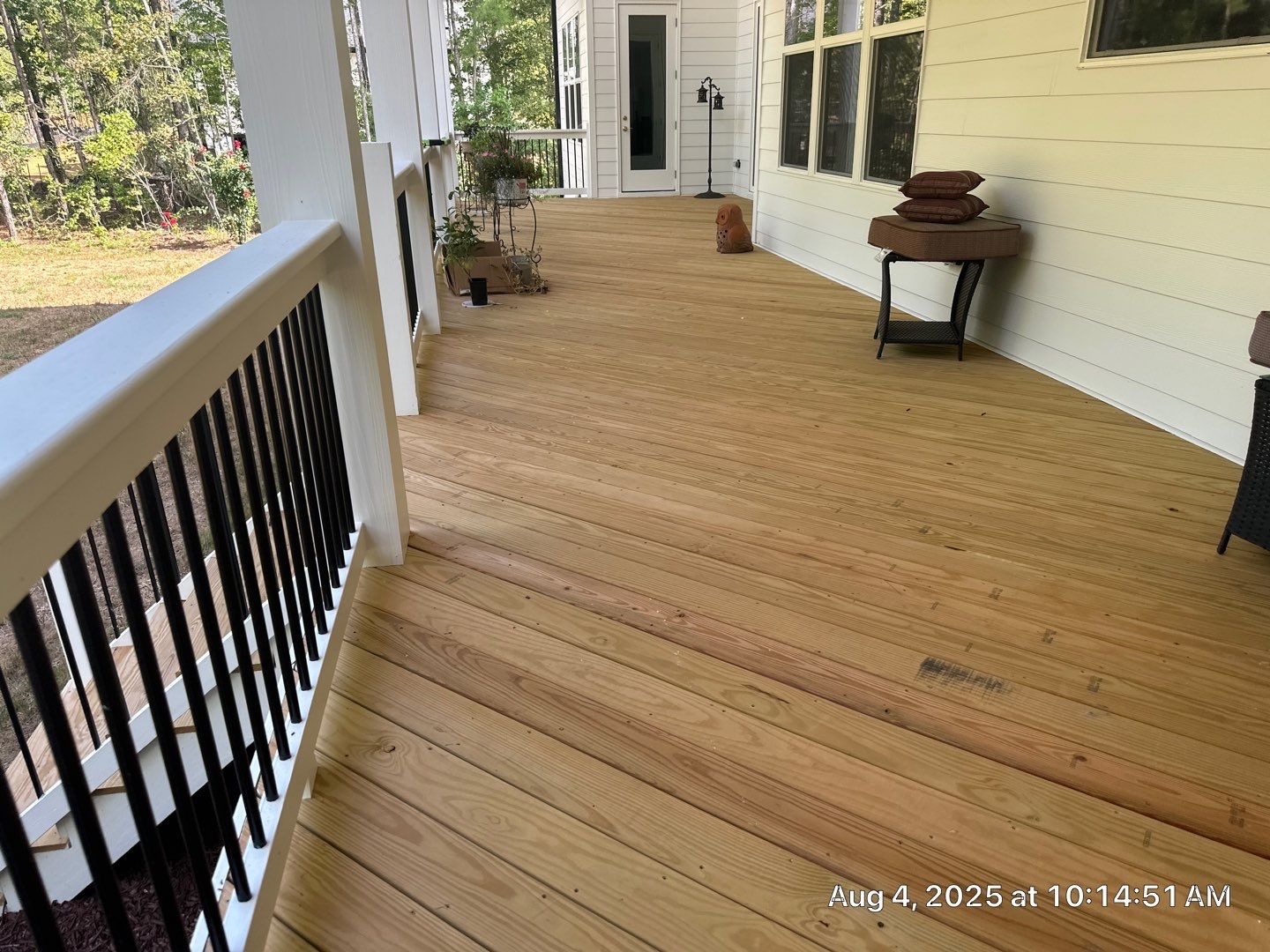 Wood Deck using Wood Sealant by DuraSeal