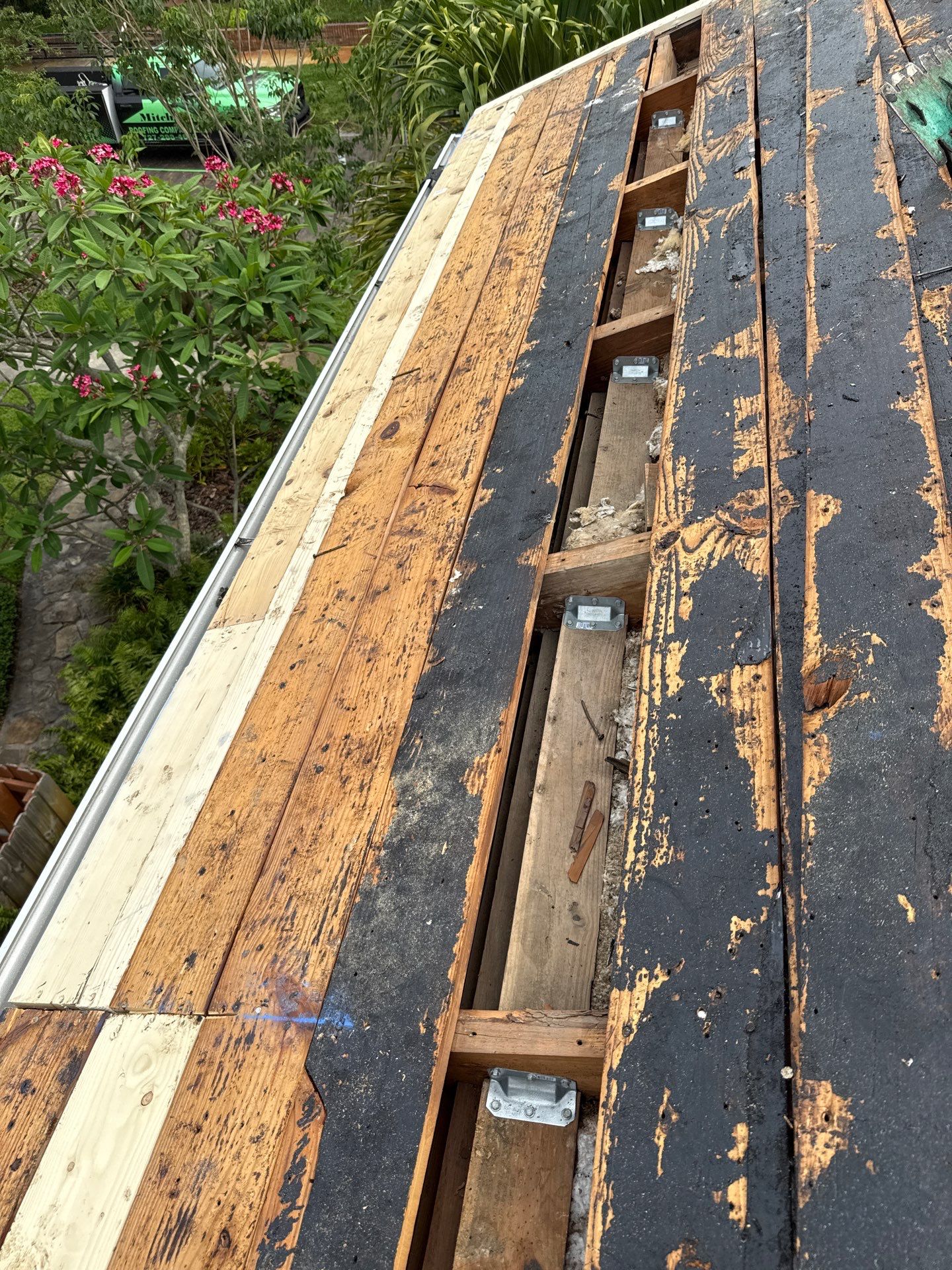Project in St. Petersburg 33704 by Mitchell Roofing Company LLC 