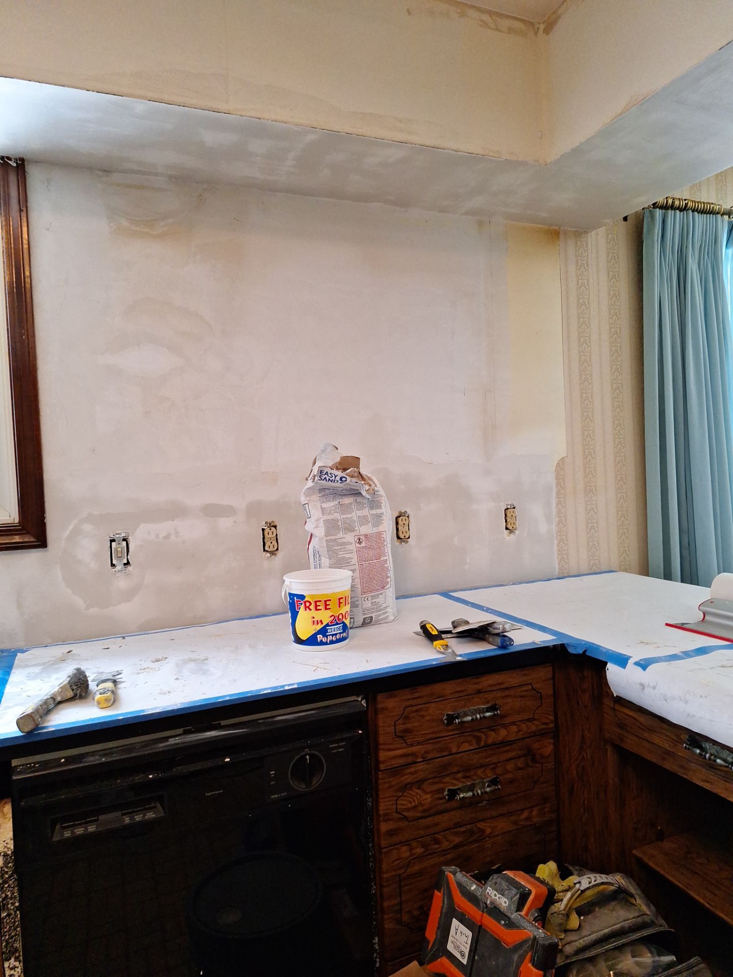 Drywall repairs/ family room by Gordon Painting