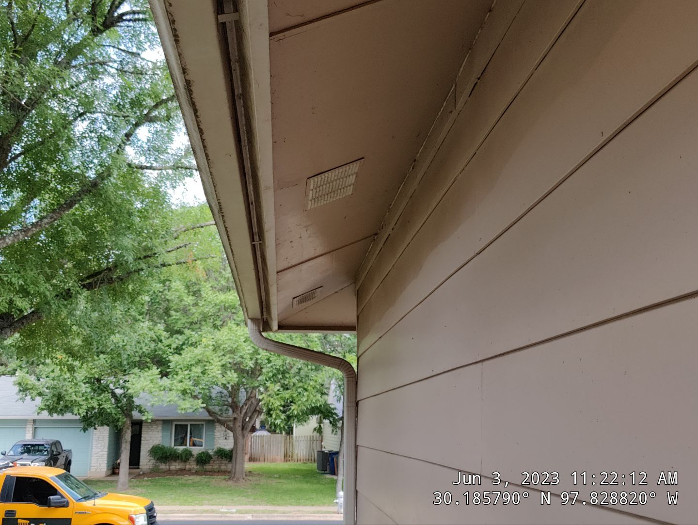 Residential Roofing Installation using Owens Corning Oakridge Estate Grey by DeZign Roofing & Exteriors