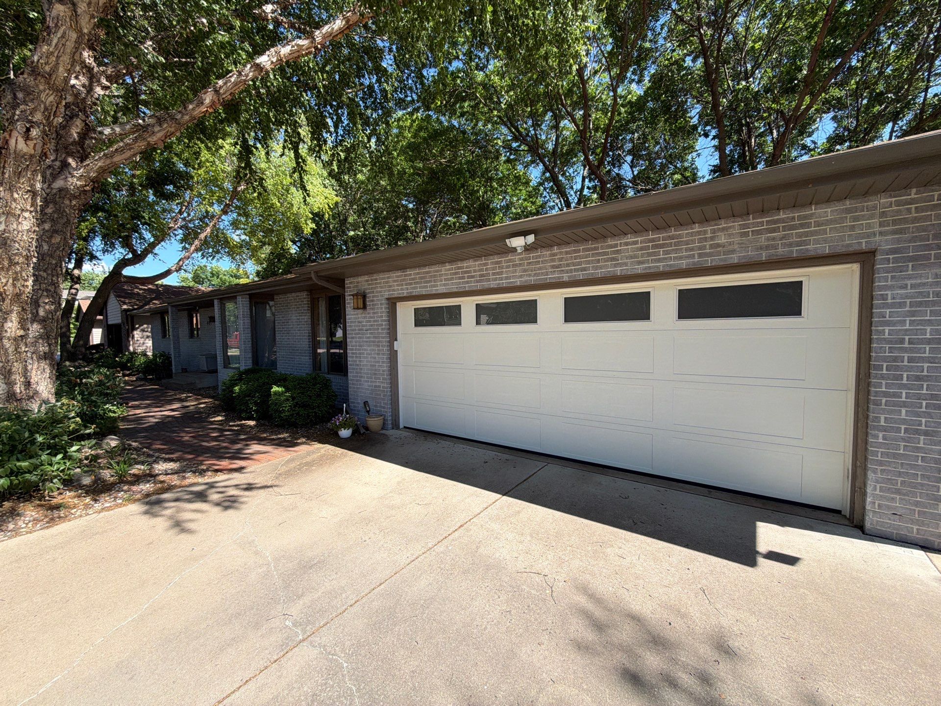 Exterior Painting in Sioux Falls by Select Painting, Coatings & Garage Cabinets