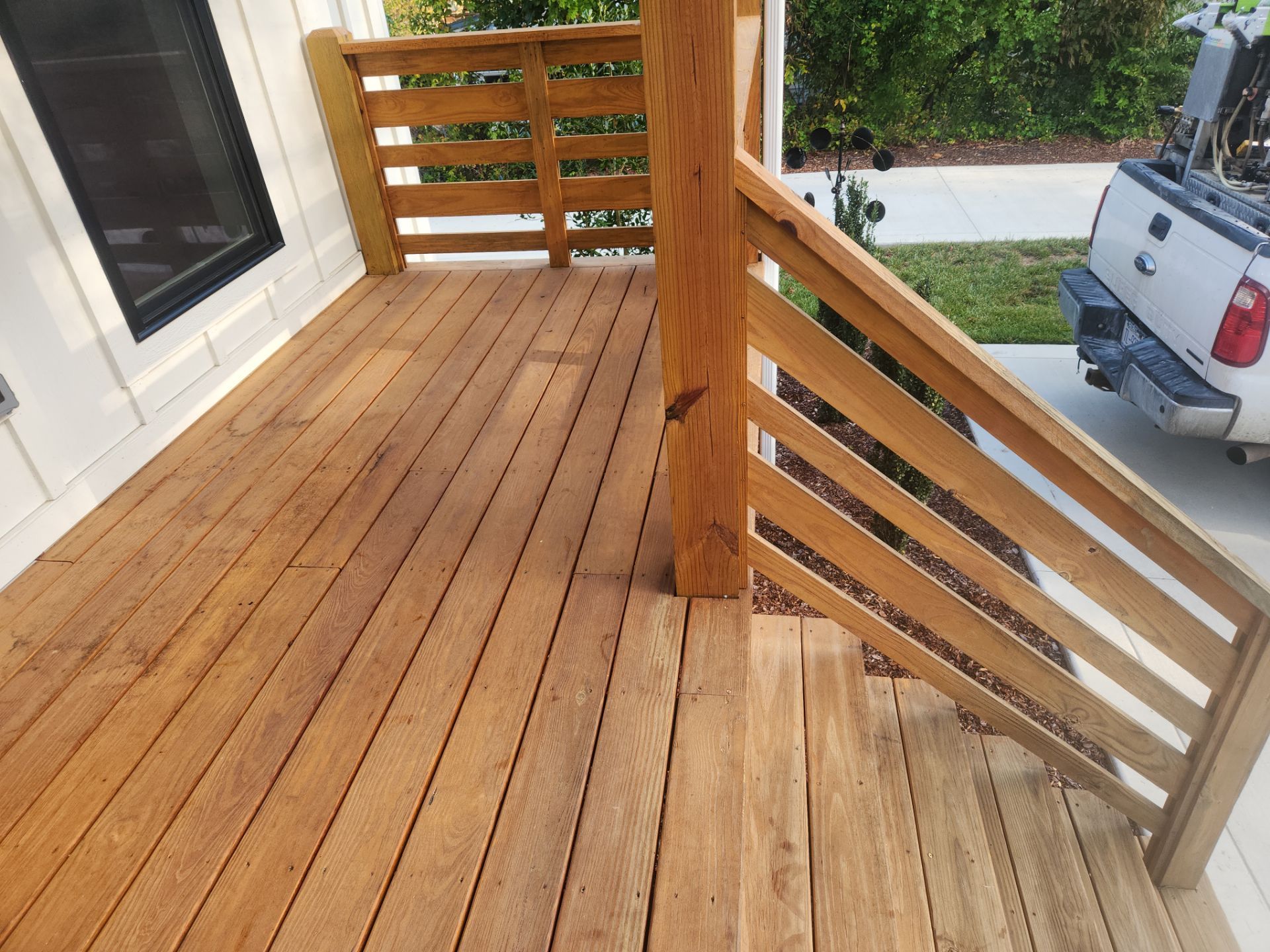 Deck and Fence using Wood Sealant by DuraSeal