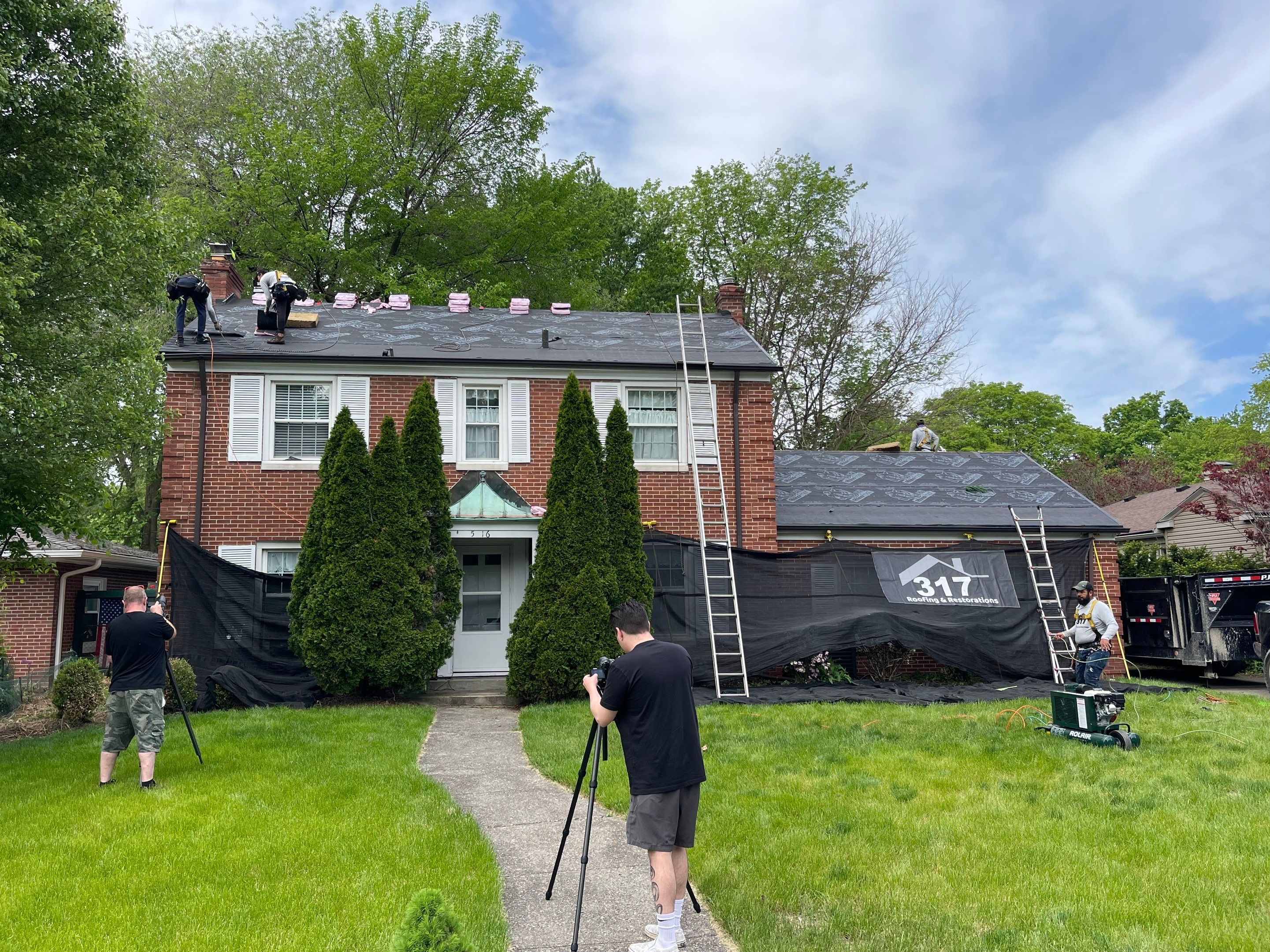 Oakridge Onyx Black and Black Gutters by 317 Roofing & Restorations