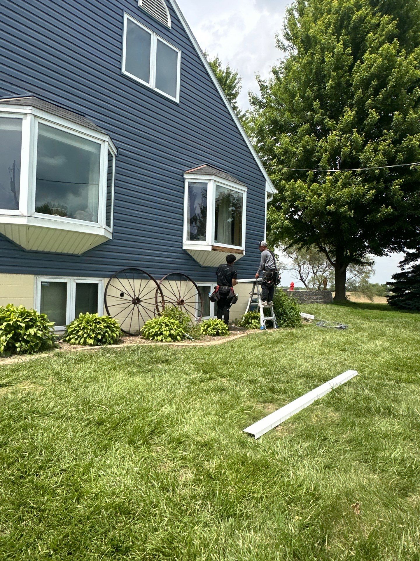 Full Siding Replacement by Lightning Exteriors