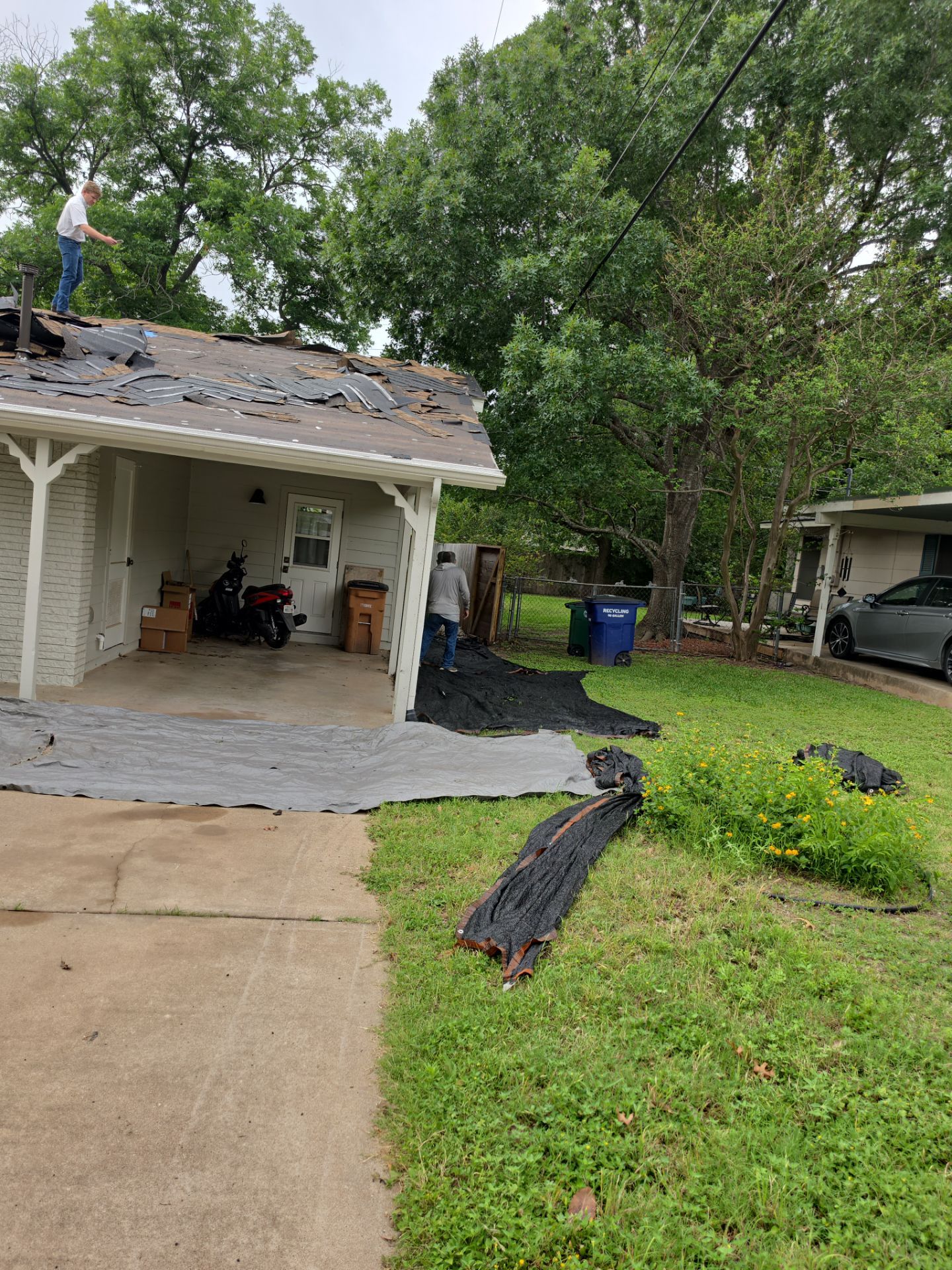 Three differnt roofs on one house... ONE ROOFER by REPS OF TEXAS