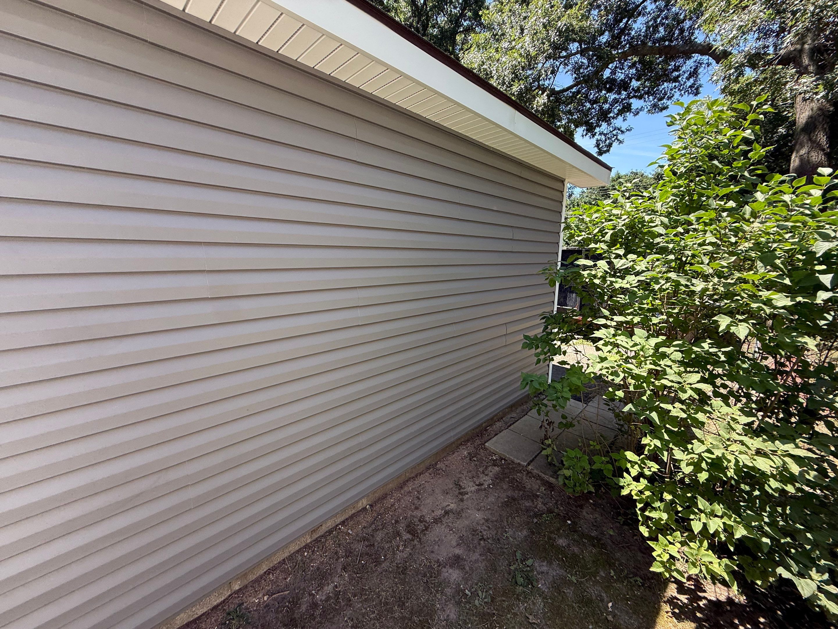 Siding Replacement using Alside D4 Odyssey-Plus Dutchlap Ageless Slate by 180 Contractors