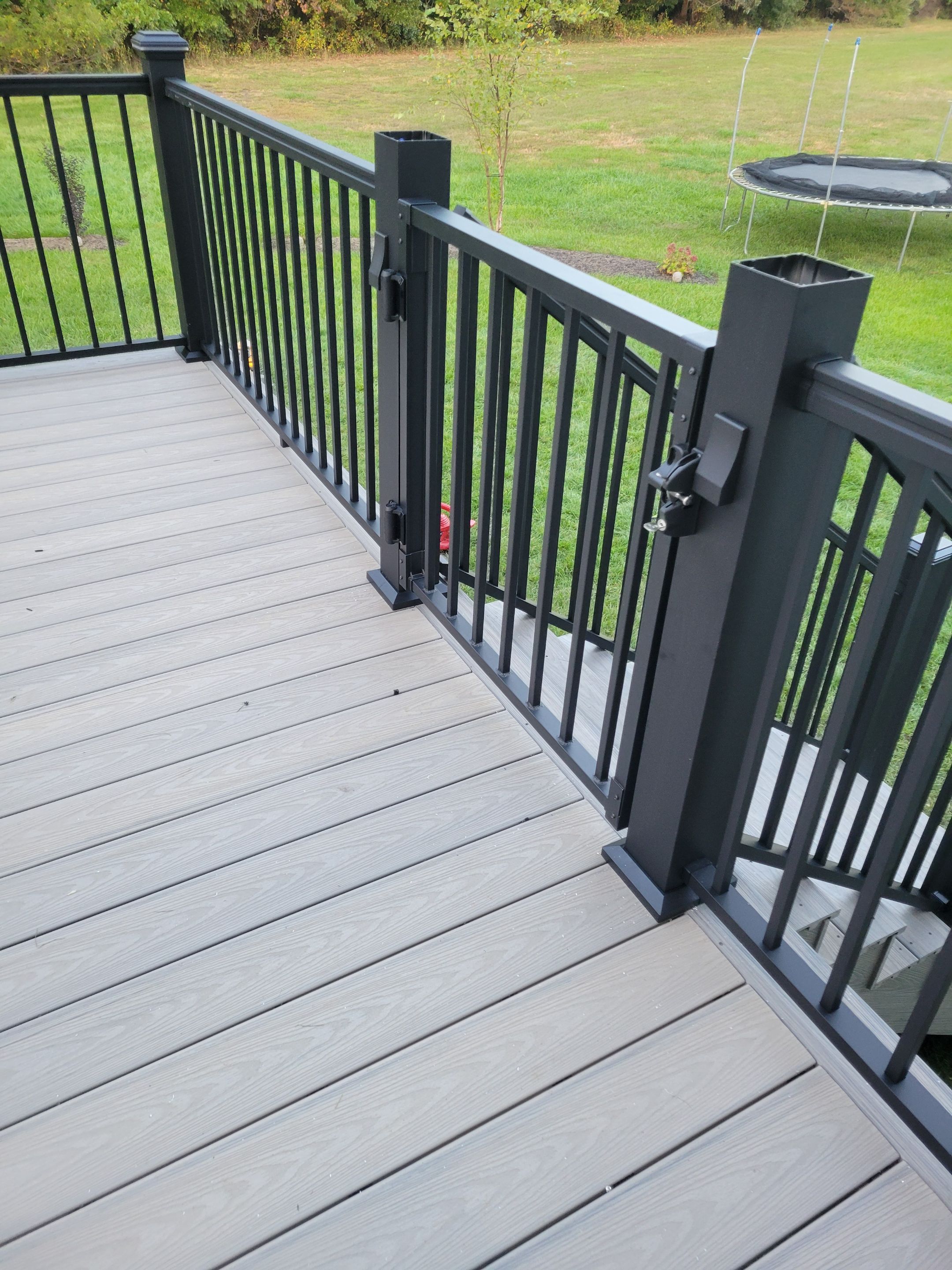 New Deck using Deckorators Venture - Color Saltwater by deck guardian