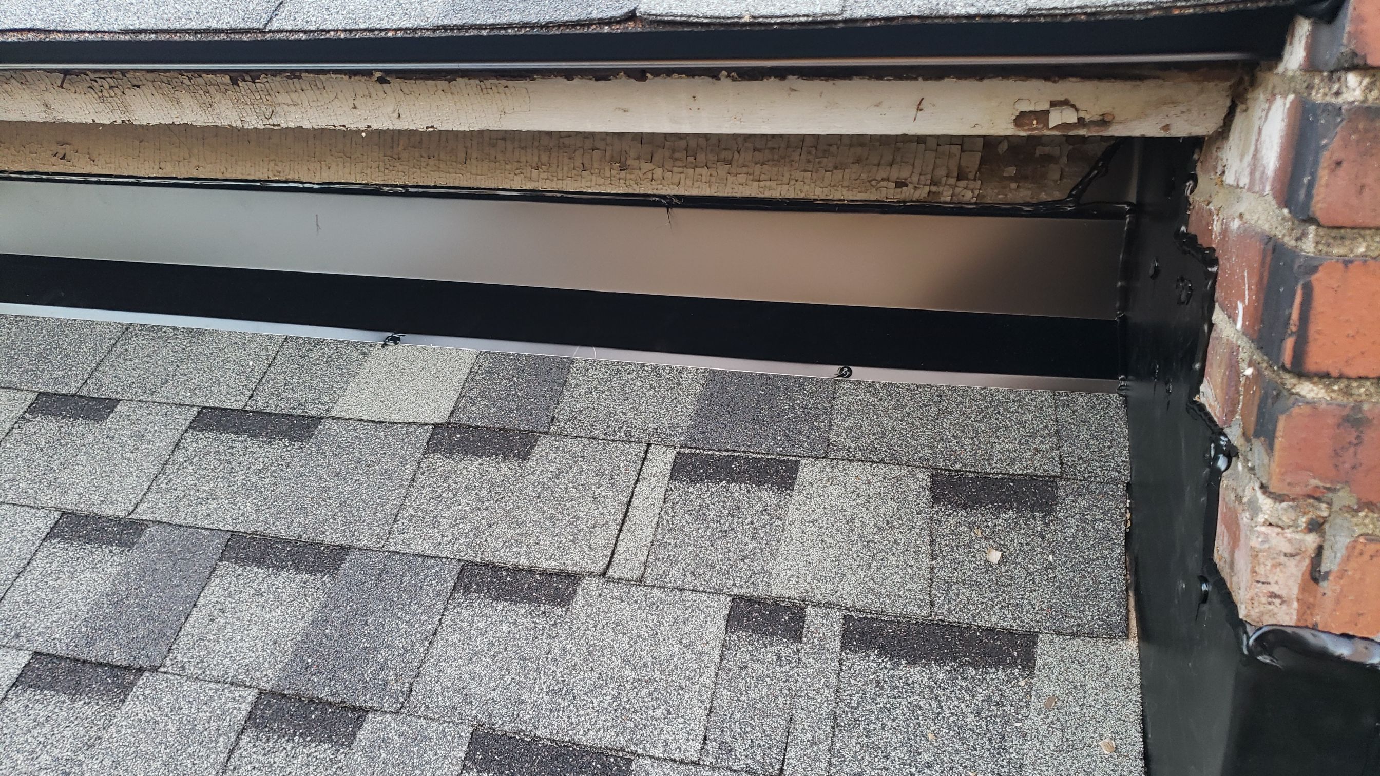 ATLAS PINNACLE COLOR: PRISTINE SCOTCHGARD HEARTHSTONE DRIP EDGE: BLACK by Eagle Eye Roofing