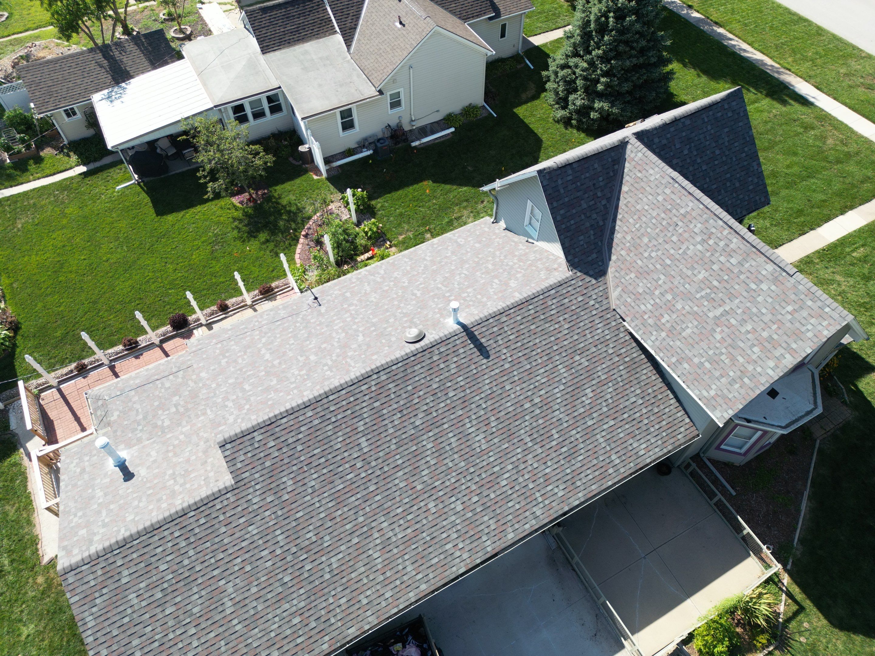 Residential Roofing Installation using Owens Corning Duration Colonial Slate by Lightning Exteriors