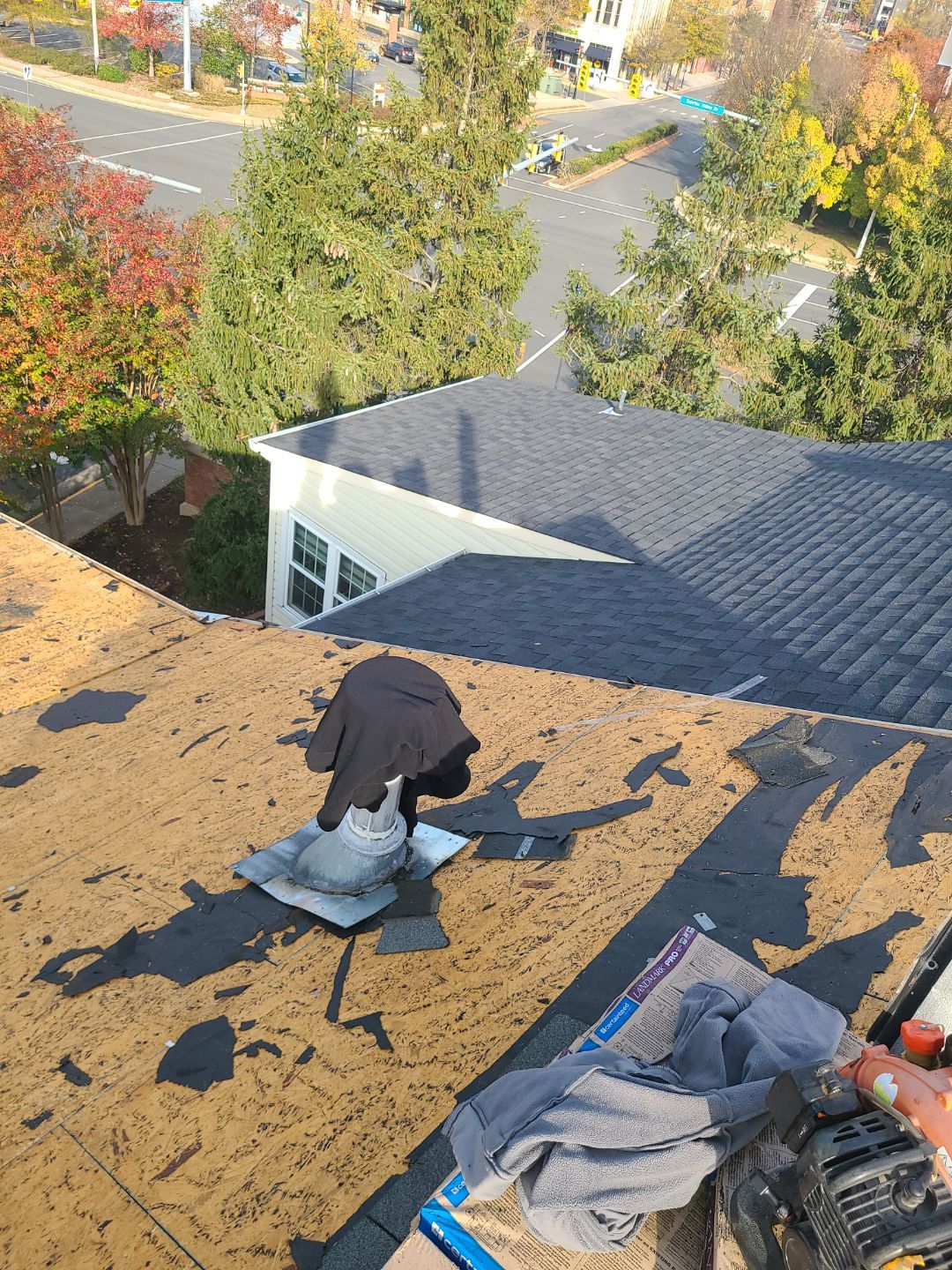 Herndon: Residential Roof Replacement with CertainTeed Landmark Pro in Max Def Moire Black by RM Banning, Inc.
