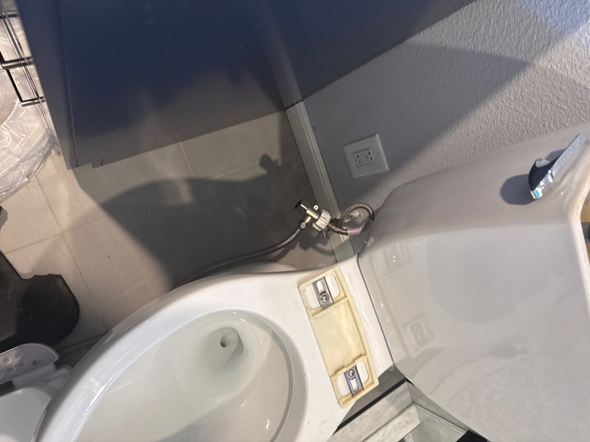 Toilet Installation with New Seal by Us Plumbing 