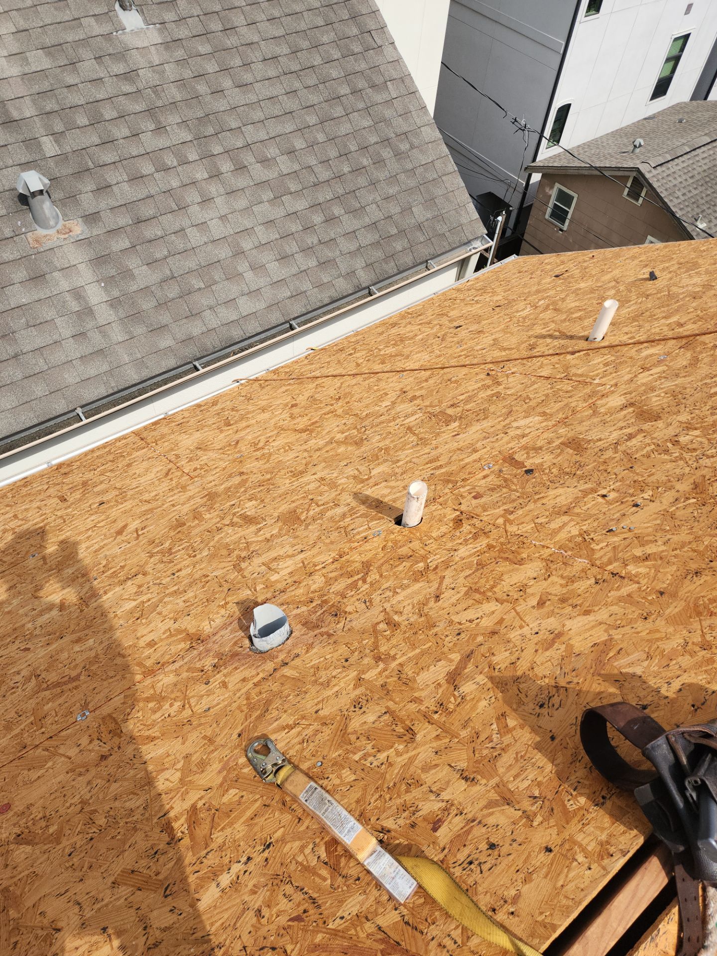 Residential Roofing Installation using Owen's Corning Duration (Lifetime) Shingles by Roof Repair Company
