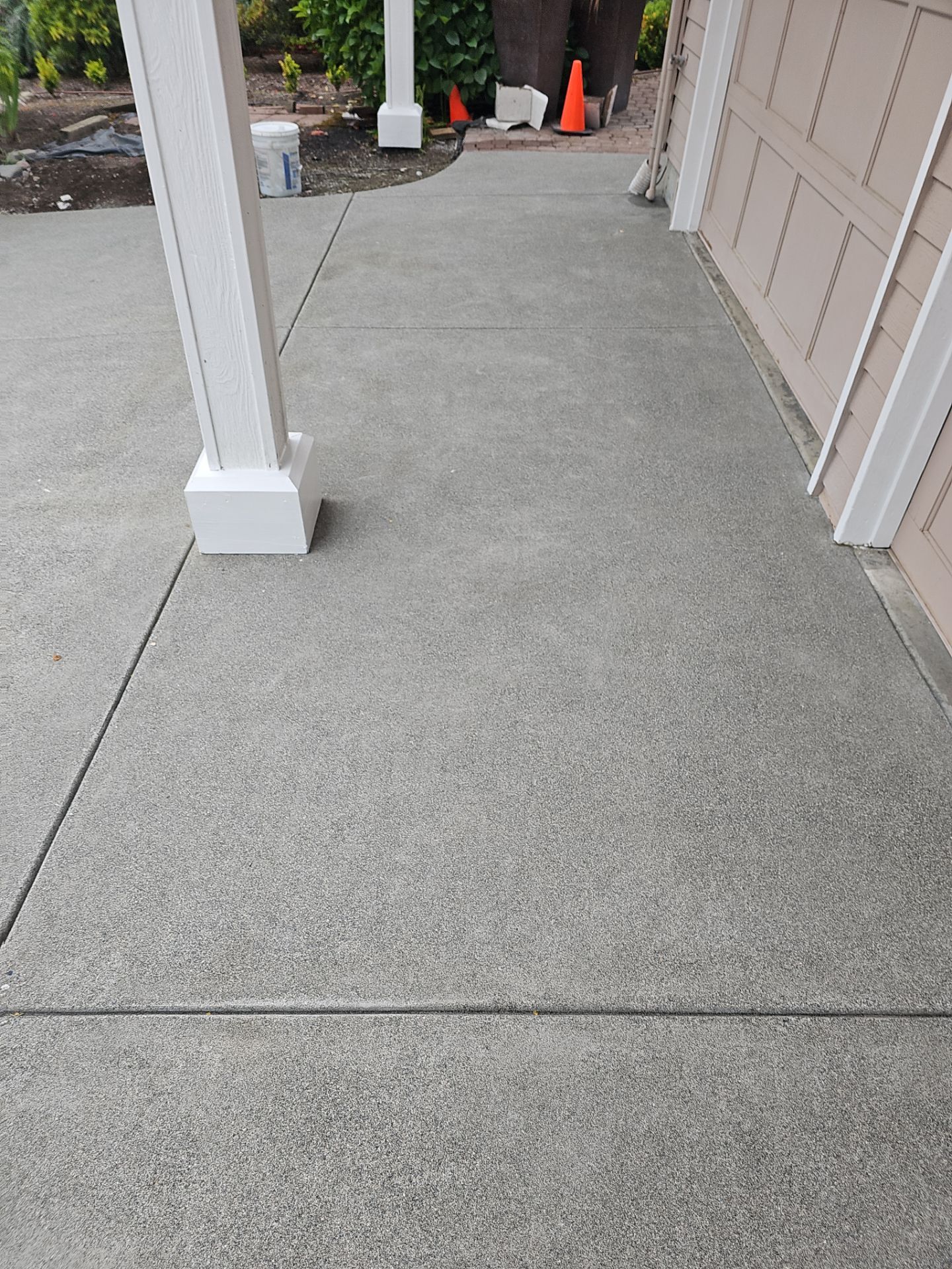 Concrete Driveway Repair | Edmonds  by Jireh Asphalt & Concrete Inc 