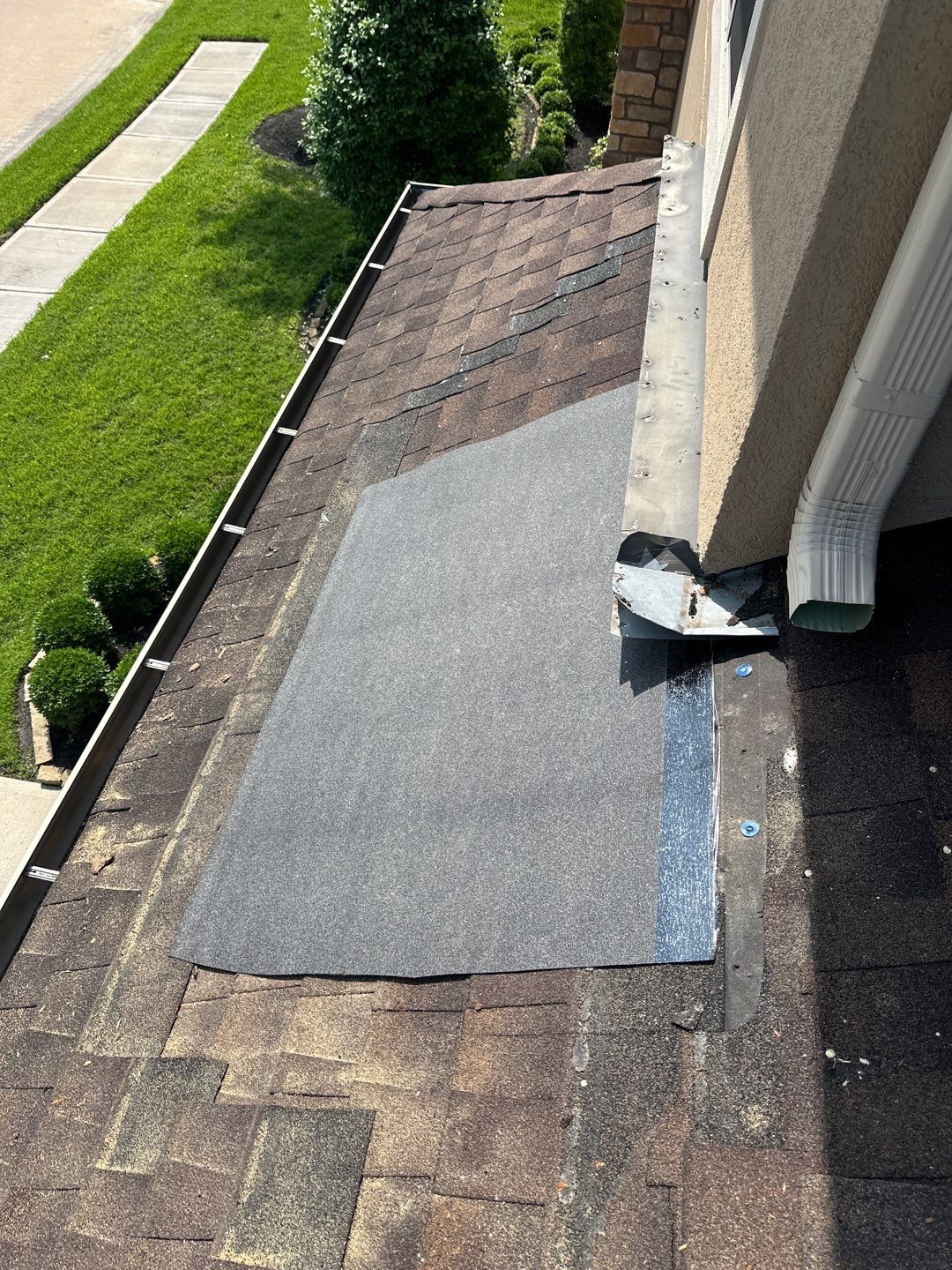 Hail Damage using Owen's Corning Duration (Lifetime) Shingles by Roof Repair Company
