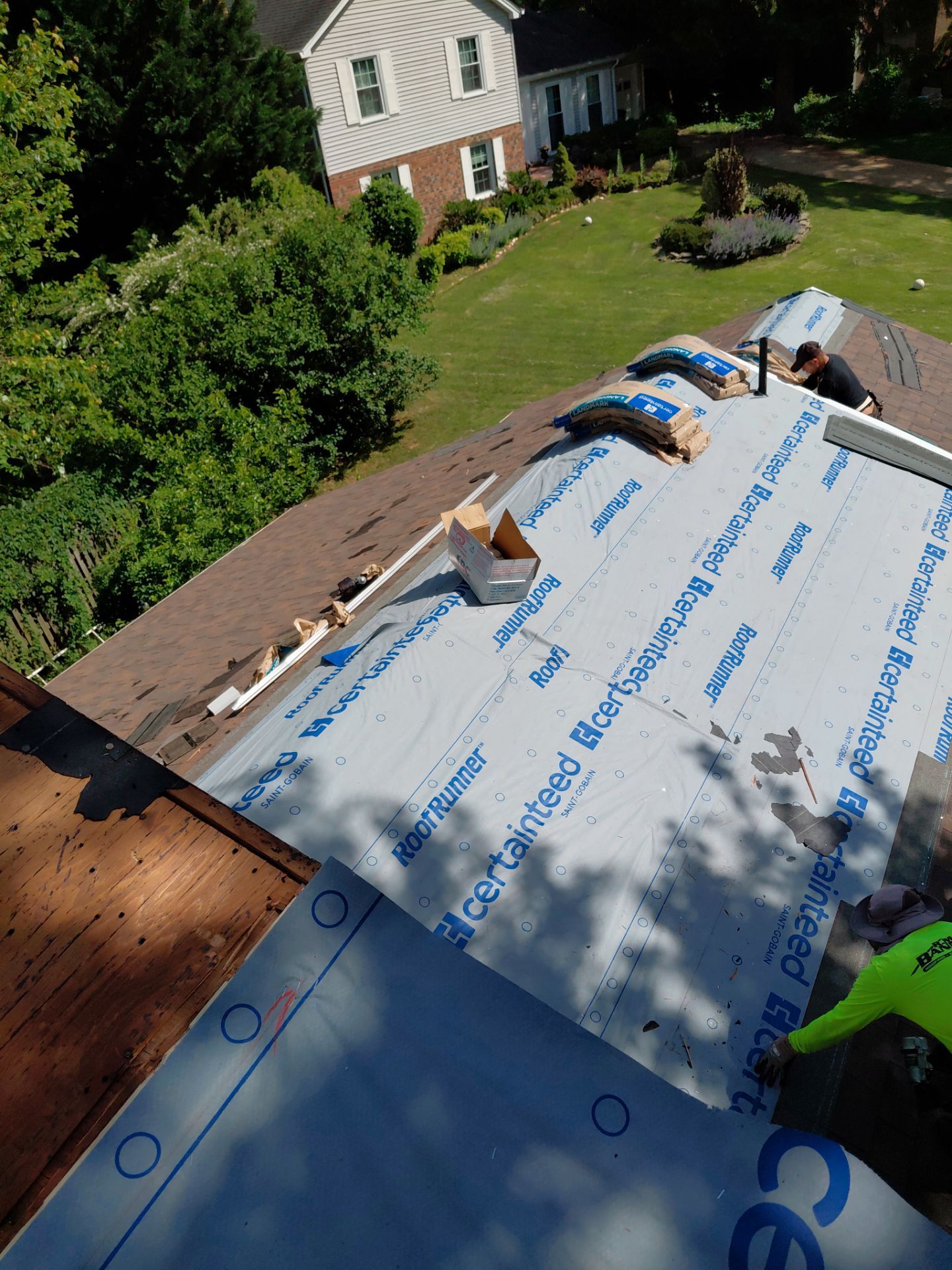 West Springfield: Residential Roof Replacement with CertainTeed Landmark in Heather Blend by RM Banning, Inc.