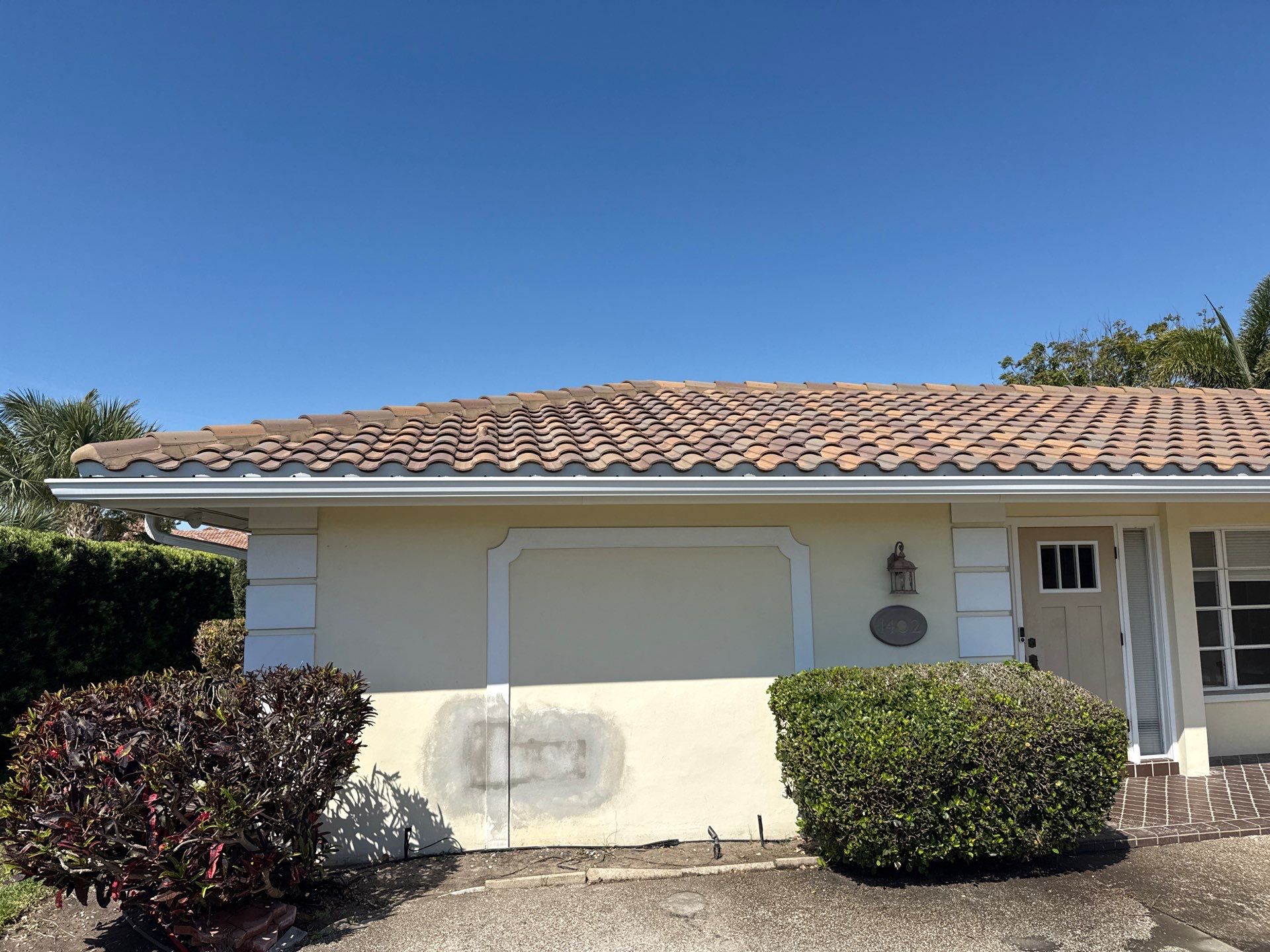 Concrete Tile Roof Cleaning in Village Green – Bradenton, FL | No Walking on Tiles! by Sunshine AquaWash