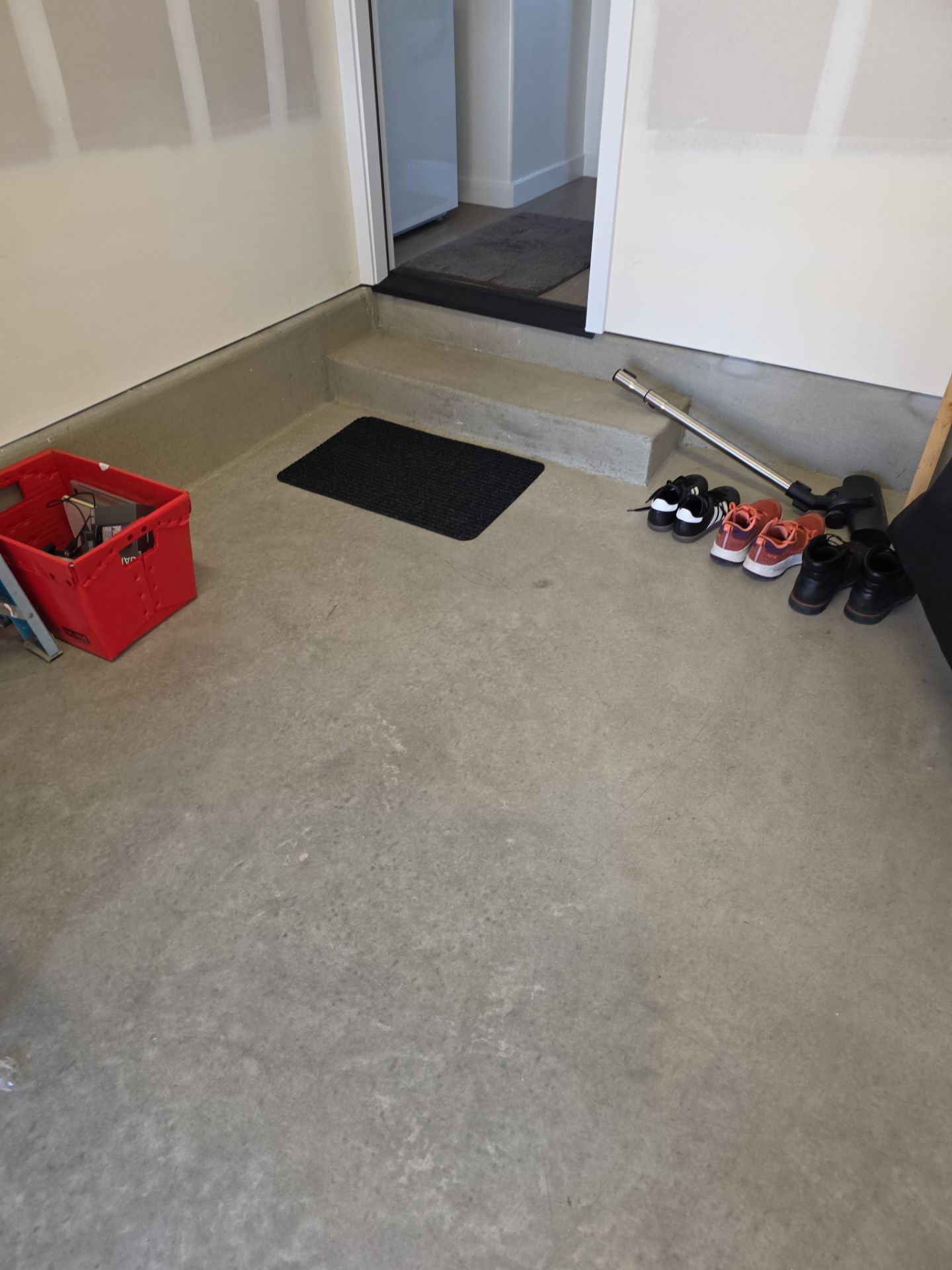 Clean 1 car garage by Matt Gifford Painting LLC