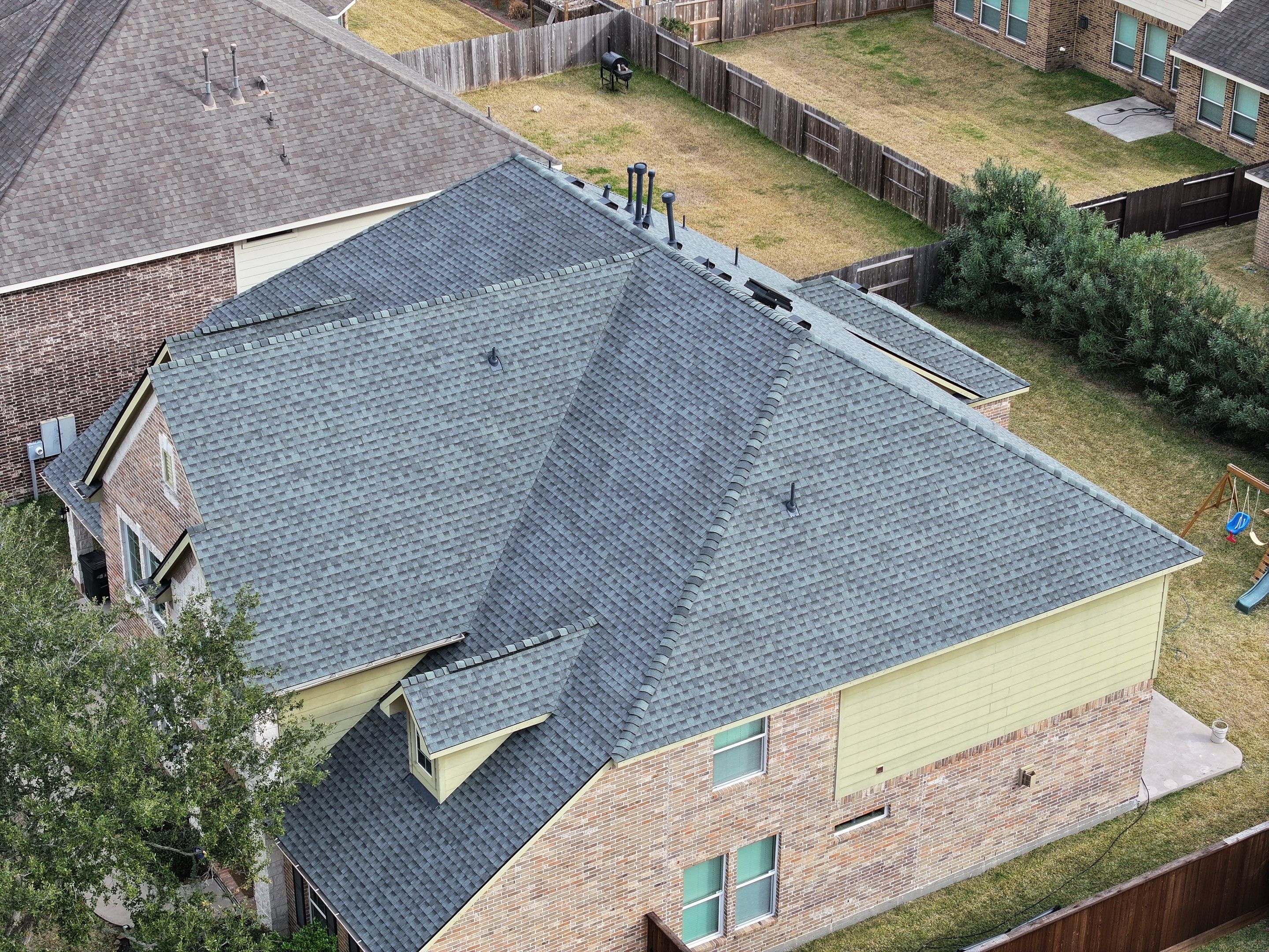 GAF HDZ - Slate by Elite Roofing LLC