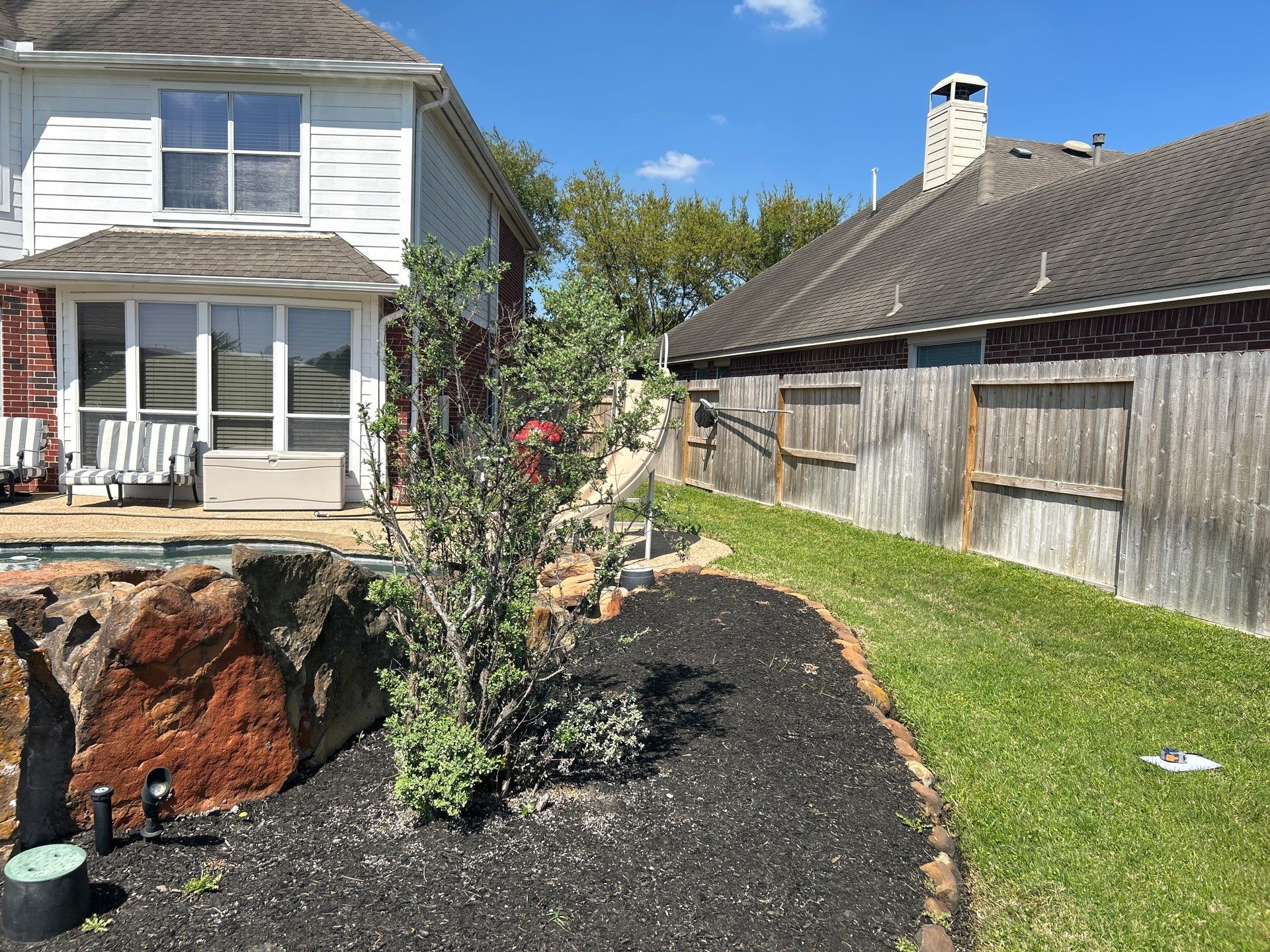 🌿 Larry Caudillo’s Poolside Landscape Revamp by Texas Urban Elements