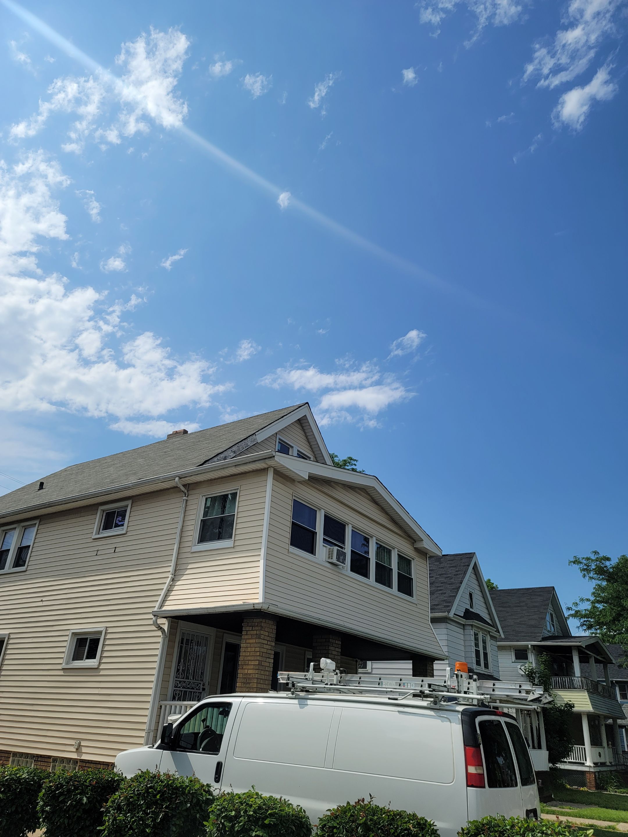 Atlas Pinnacle Pristine Scotchgard: Black Drip Edge: White by Eagle Eye Roofing