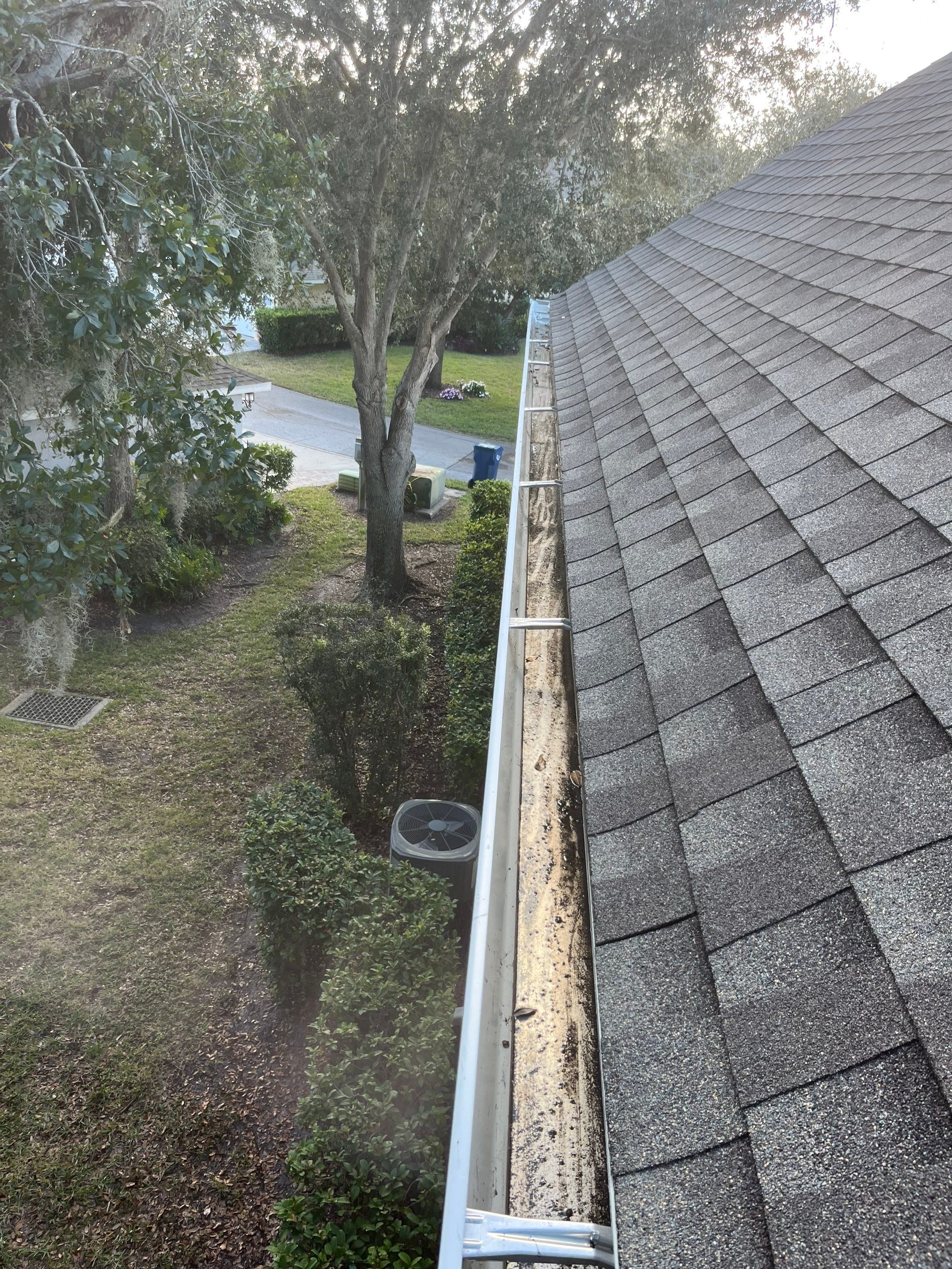 Gutter Cleaning Service in Fort Myers FL by Gutter Professors