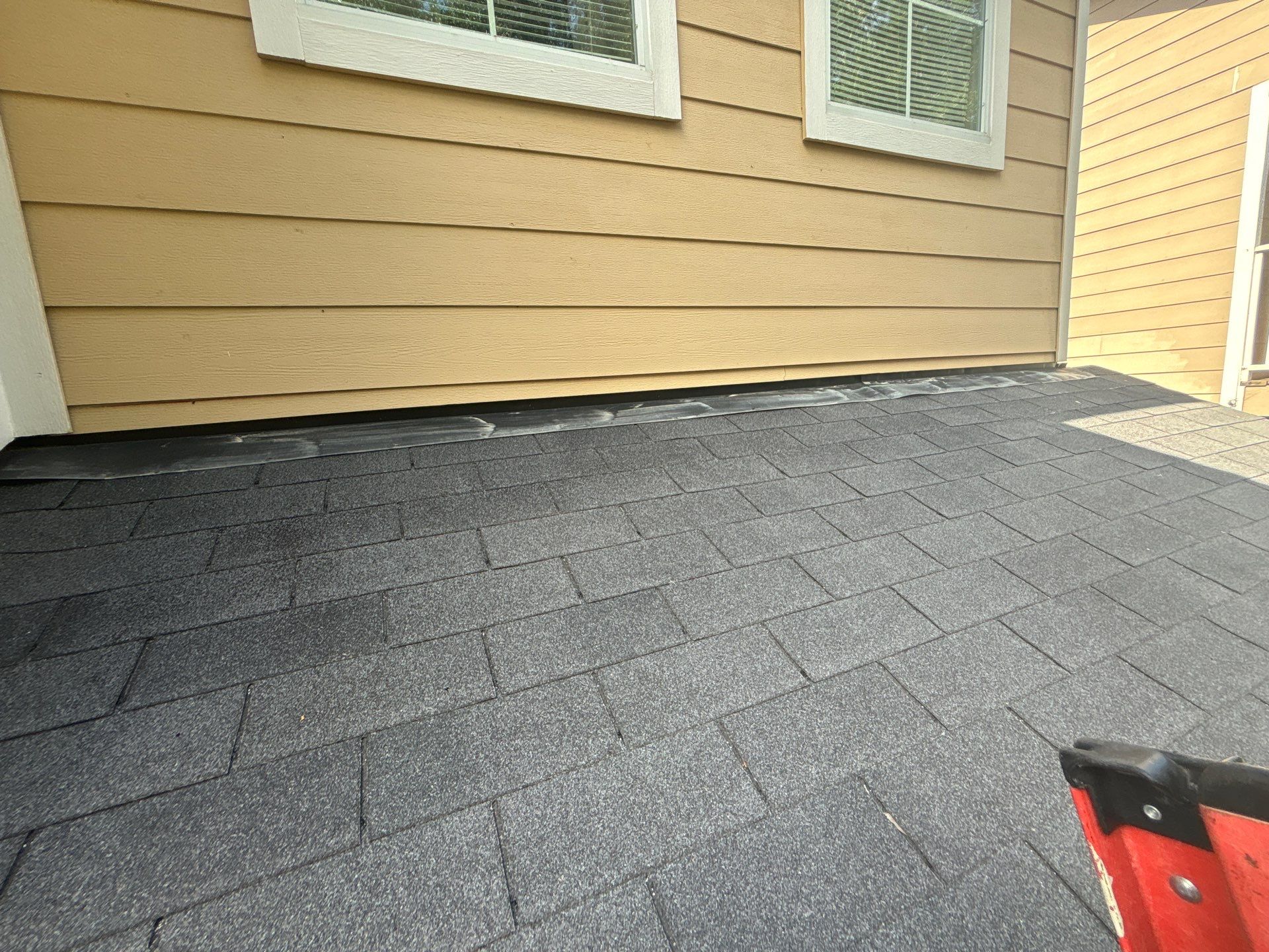 Residential Roofing Installation using Owen's Corning Duration (Lifetime) Shingles by Roof Repair Company