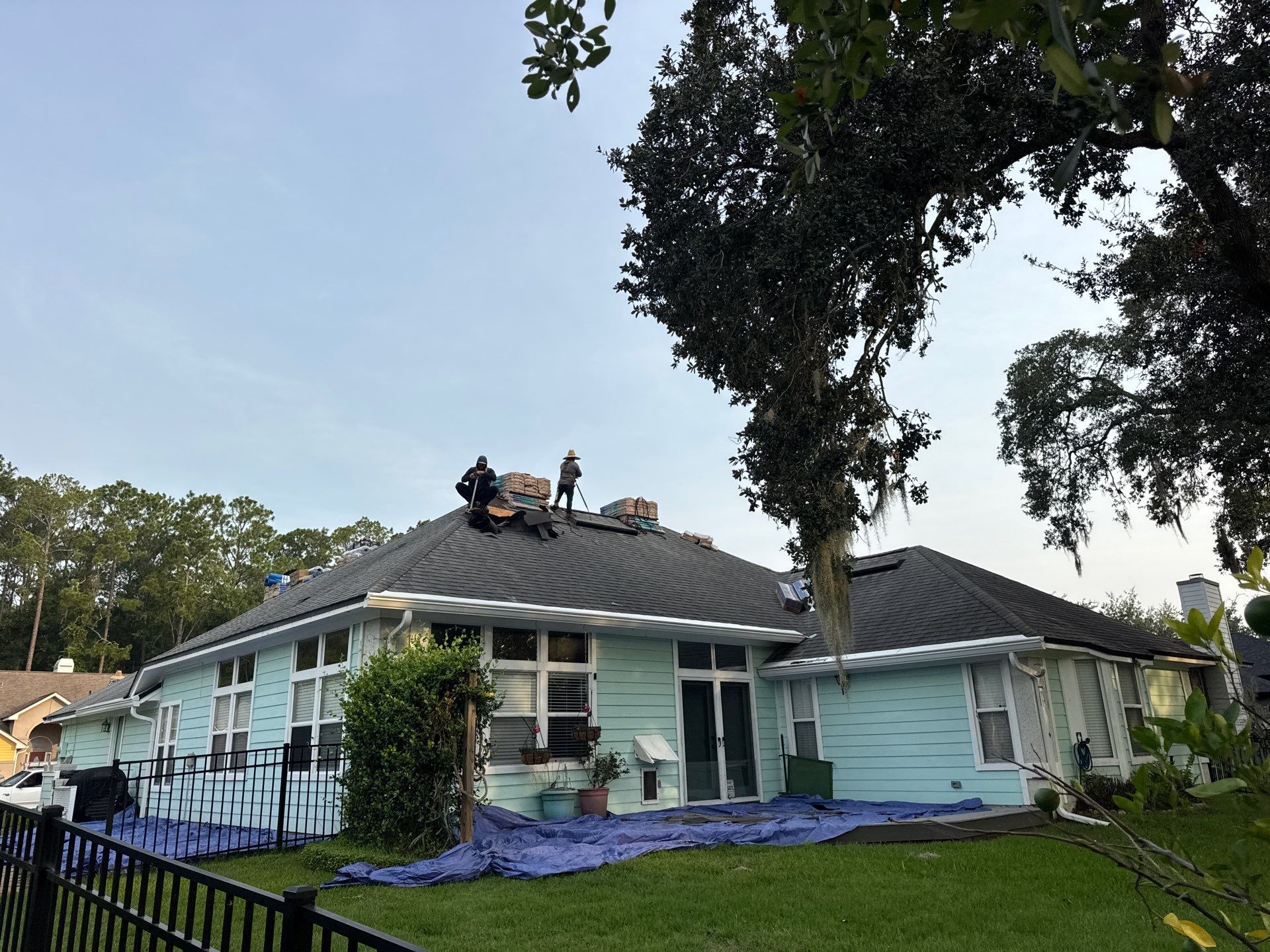 Gray Architectural Shingle Roof Replacement for Orange Park Residence by Avenue Roofing