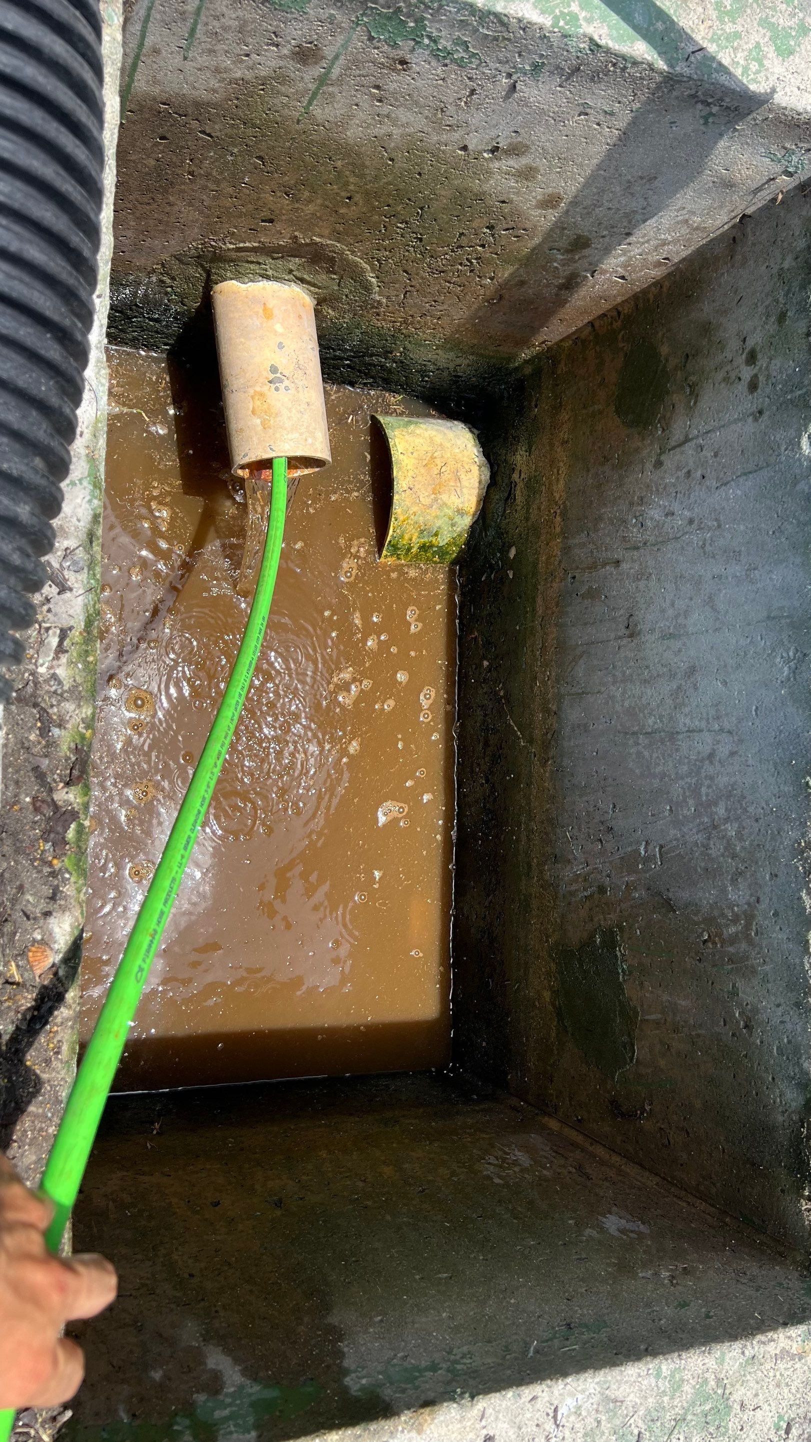 Gulfshore Condo Stormwater System Maintenance by Don Mar, Inc. Storm Water Solutions