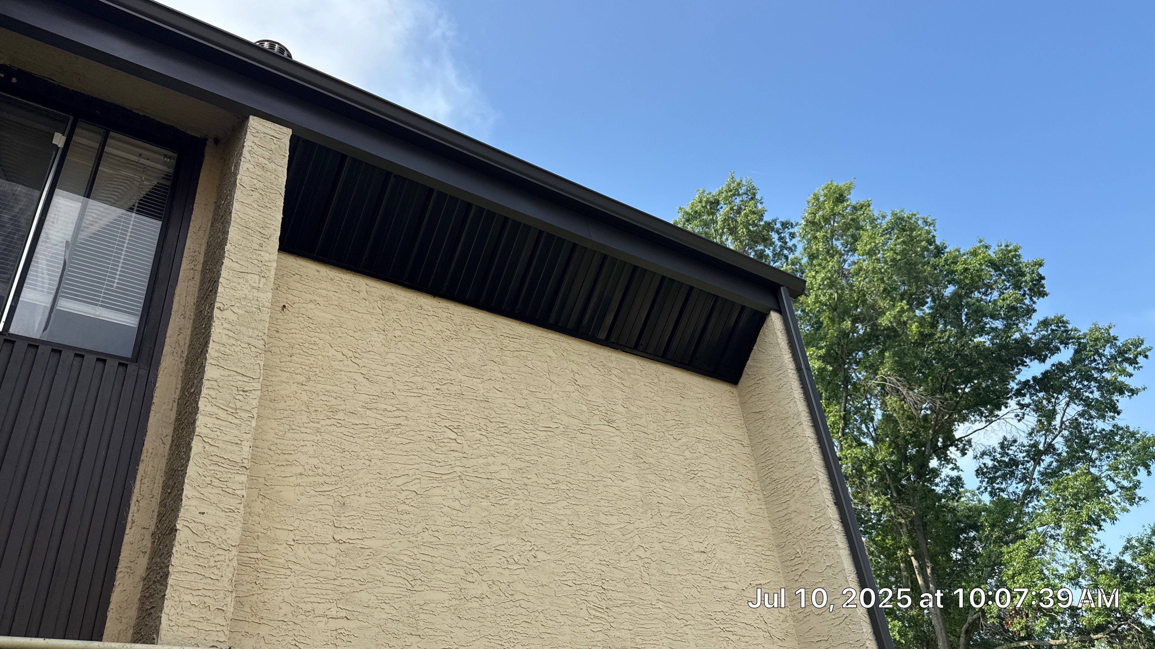 Columbus Soffit Fascia and Gutters by KFX Roofing