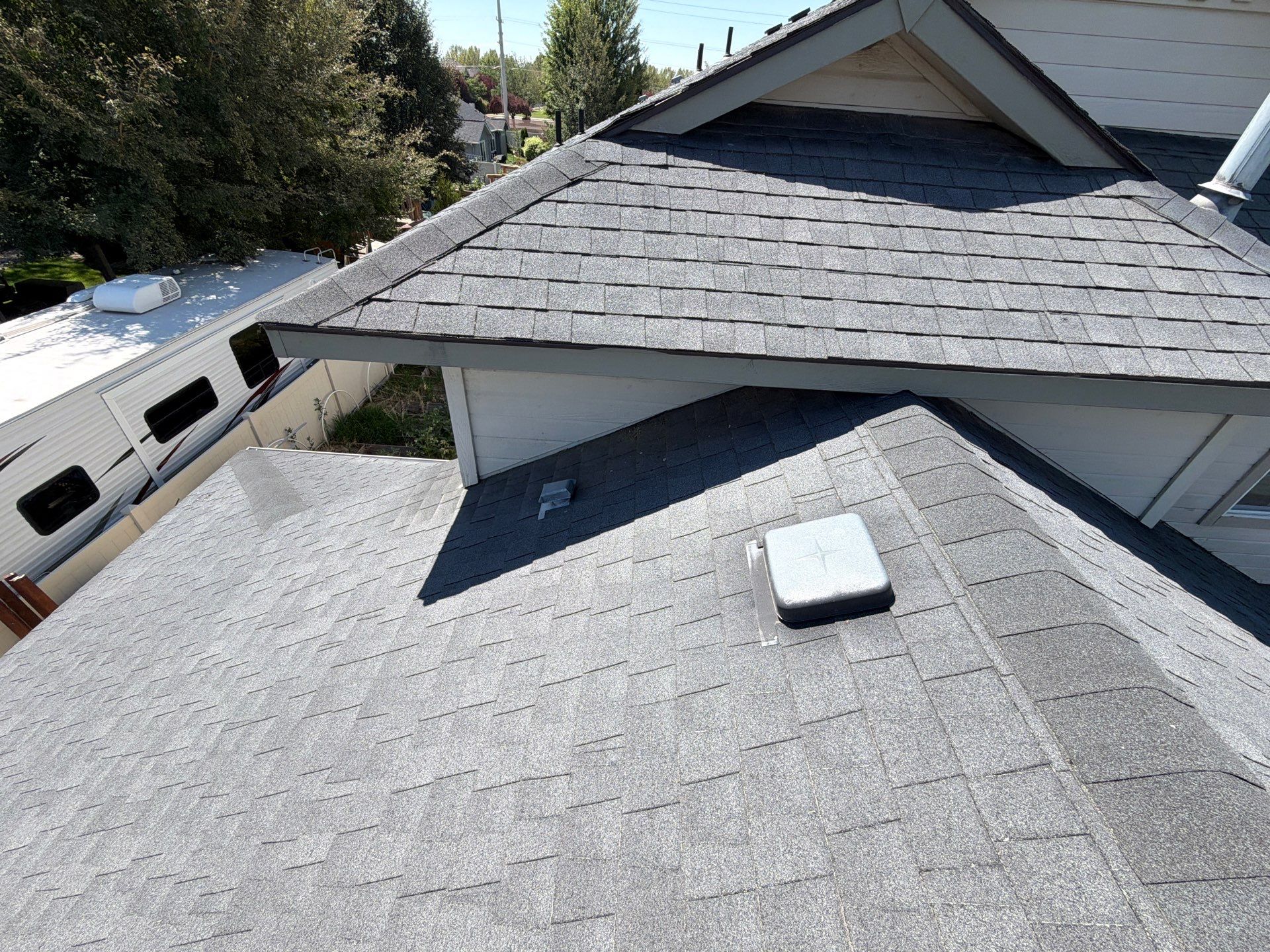 Asphalt Architectural Shingle Roof Replacement in Meridian, Idaho by Olive Roofing