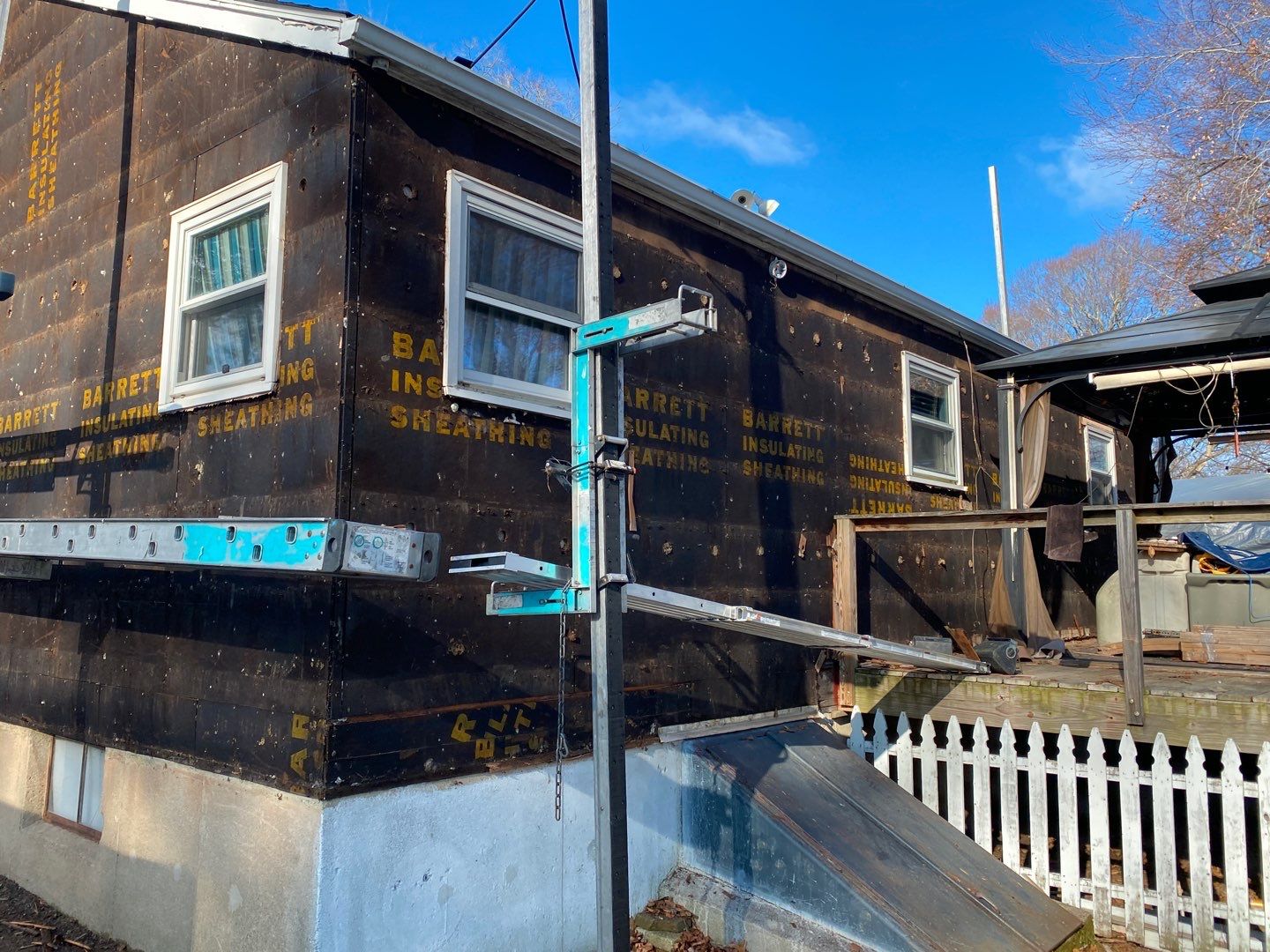 Siding Installation using Certainteed Mainstreet Forest Green by A Plus Exterior