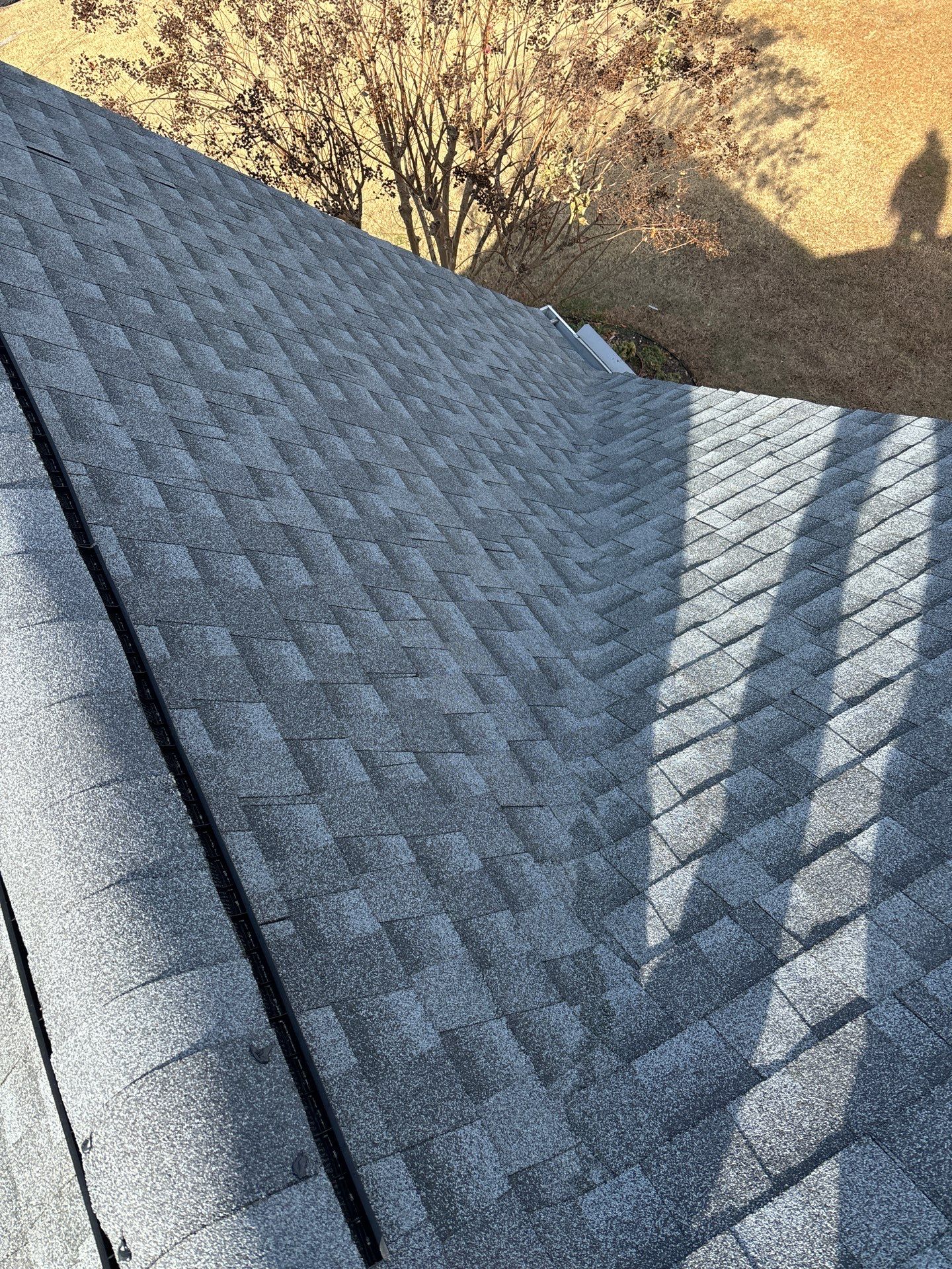 GAF HDZ - Oyster Grey by Linta Roofing