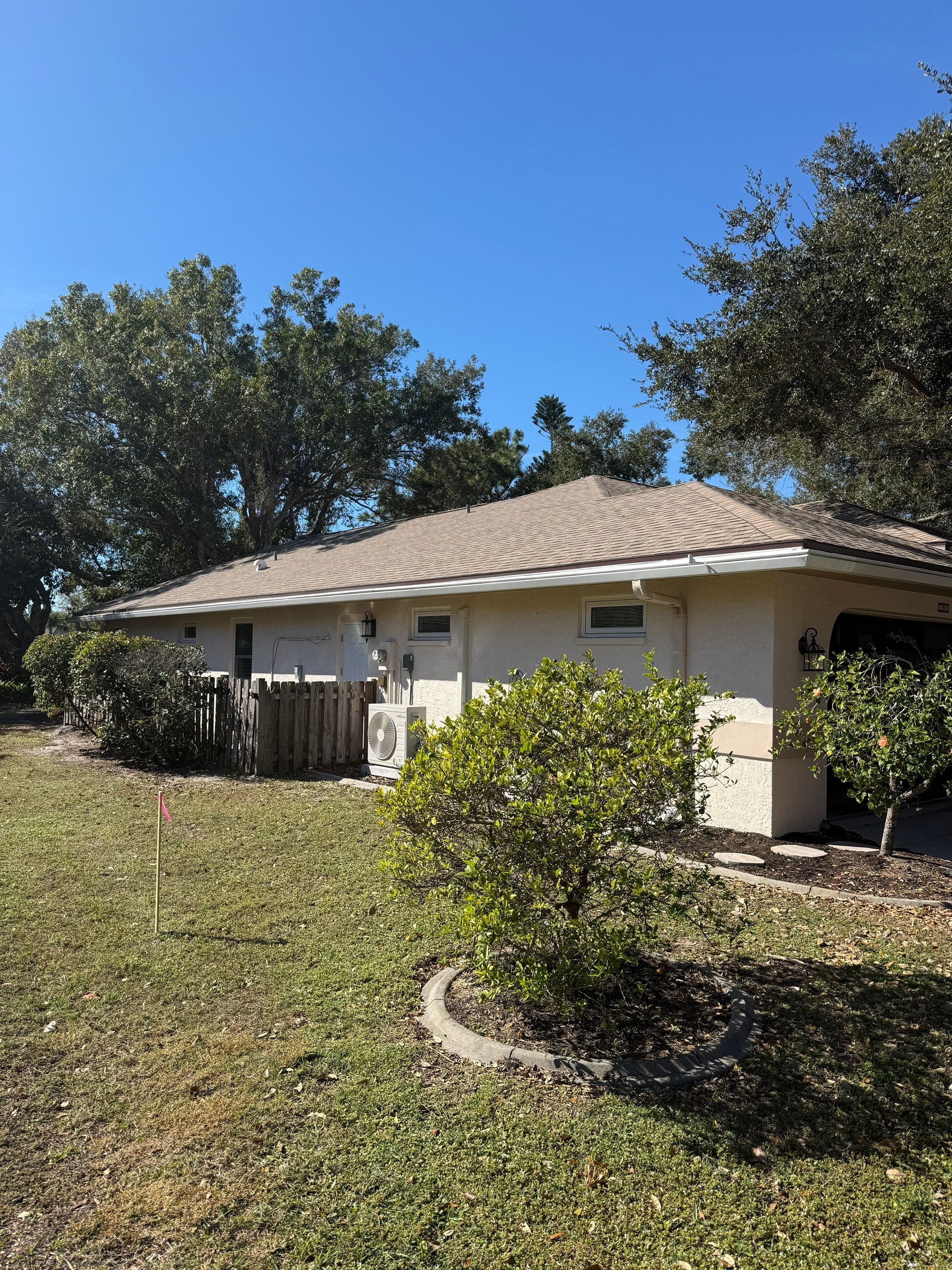 Seamless Aluminum Gutter Installation using 6 Inch Seamless Gutters in Sarasota FL by Gutter Professors