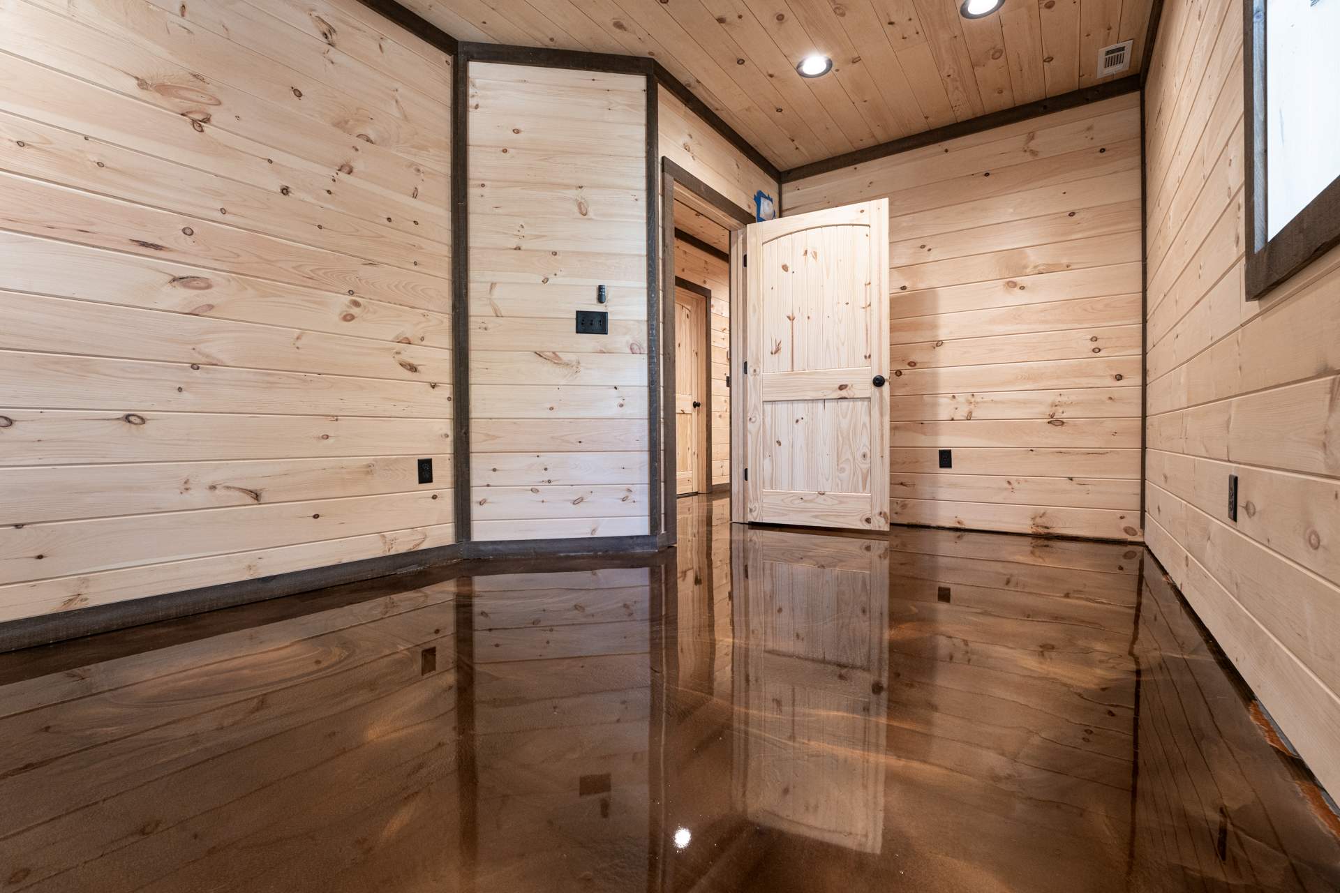 Stunning Metallic Epoxy Basement Installation in Morganton, GA by Elite Floor Solutions