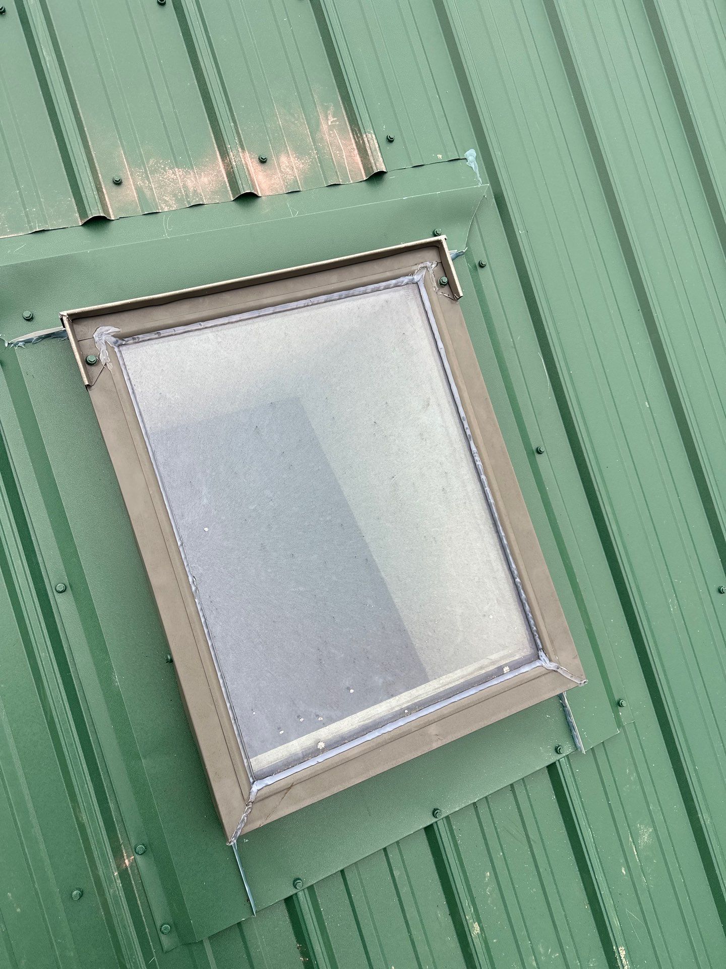 Alpha Rib, Color: Forest Green by Eagle Eye Roofing