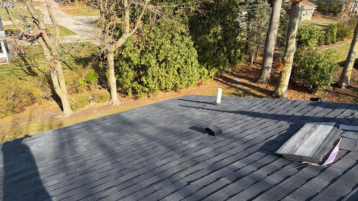 Roof Replacement using Owens Corning Onyx Black by 180 Contractors