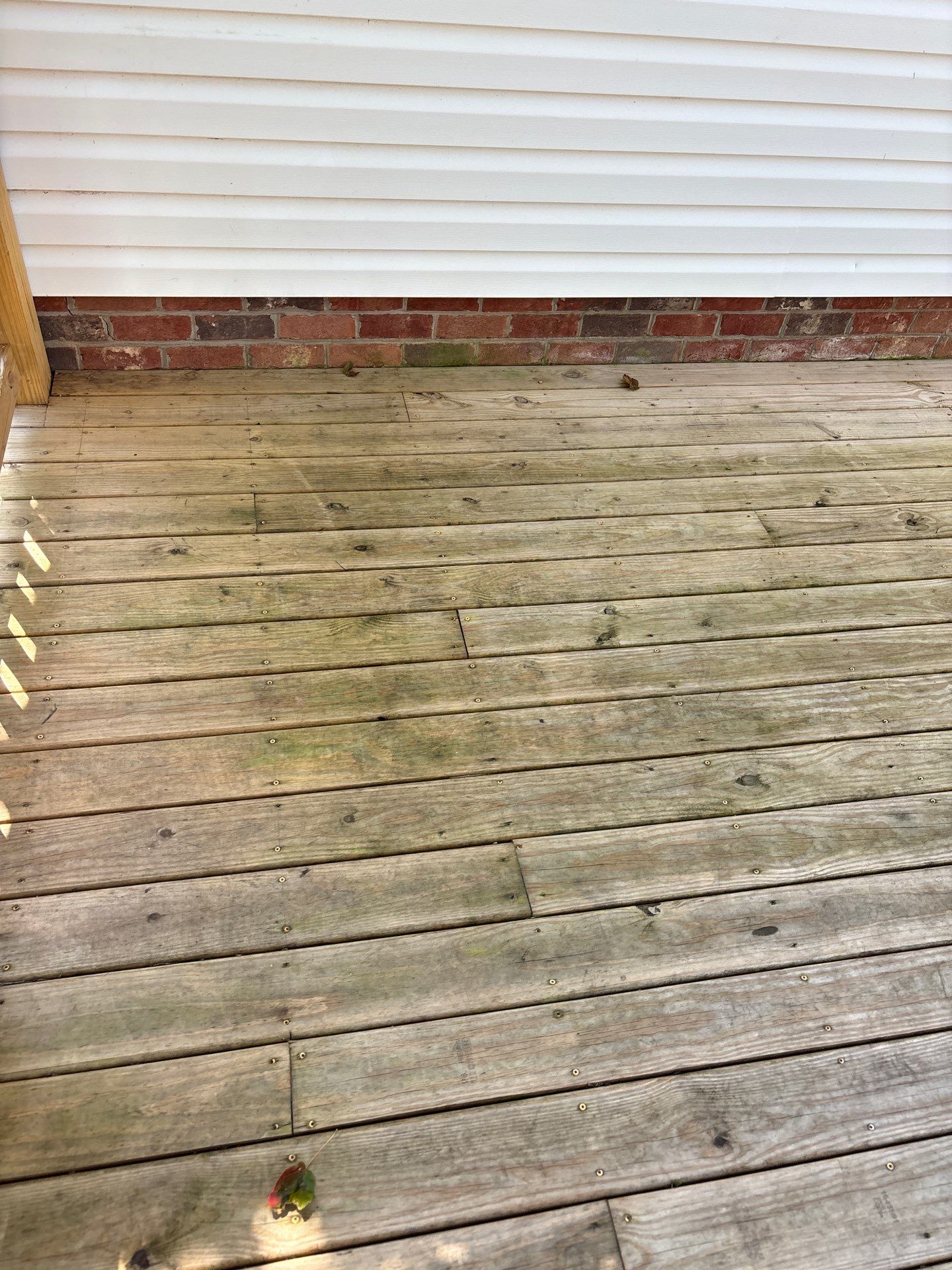 Wood Deck using Wood Sealant by DuraSeal