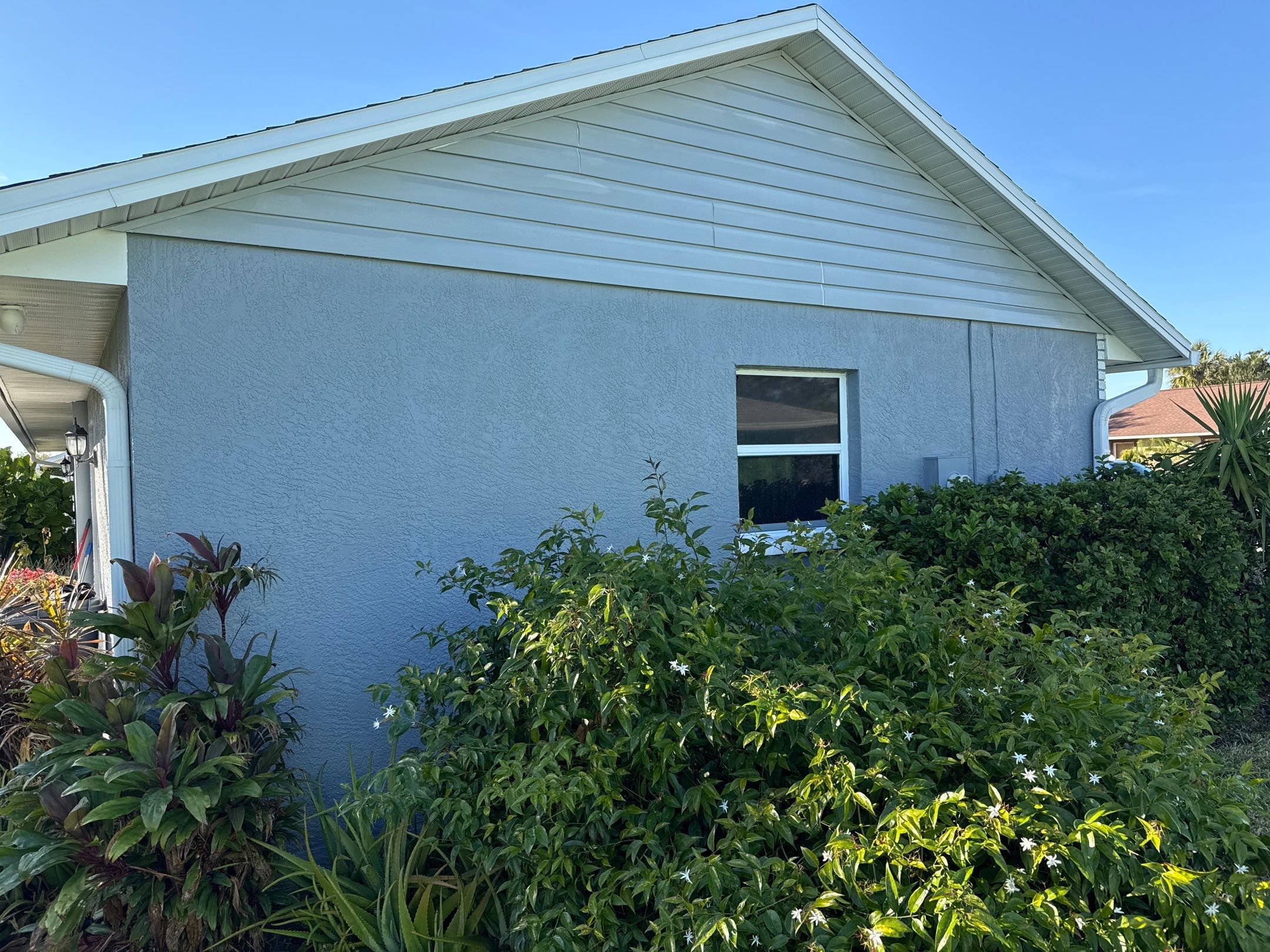 House Washing in Lamp Post Place, Palmetto, FL | Sunshine AquaWash by Sunshine AquaWash