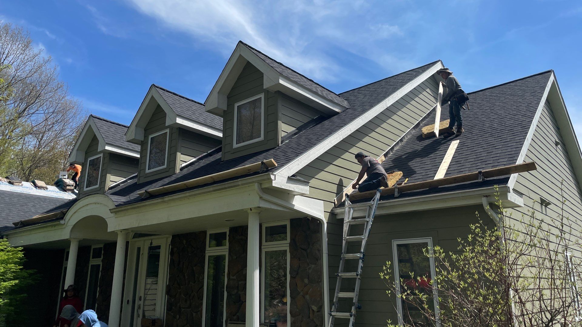 Roof Replacement using CertainTeed Landmark by 180 Contractors