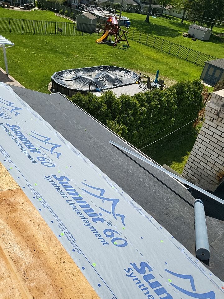 ATLAS PINNACLE COLOR: SUMMER STORM DRIP EDGE: WHITE by Eagle Eye Roofing