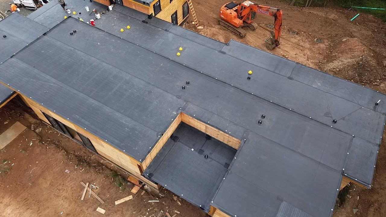 EPDM Roofing by CMNG LLC