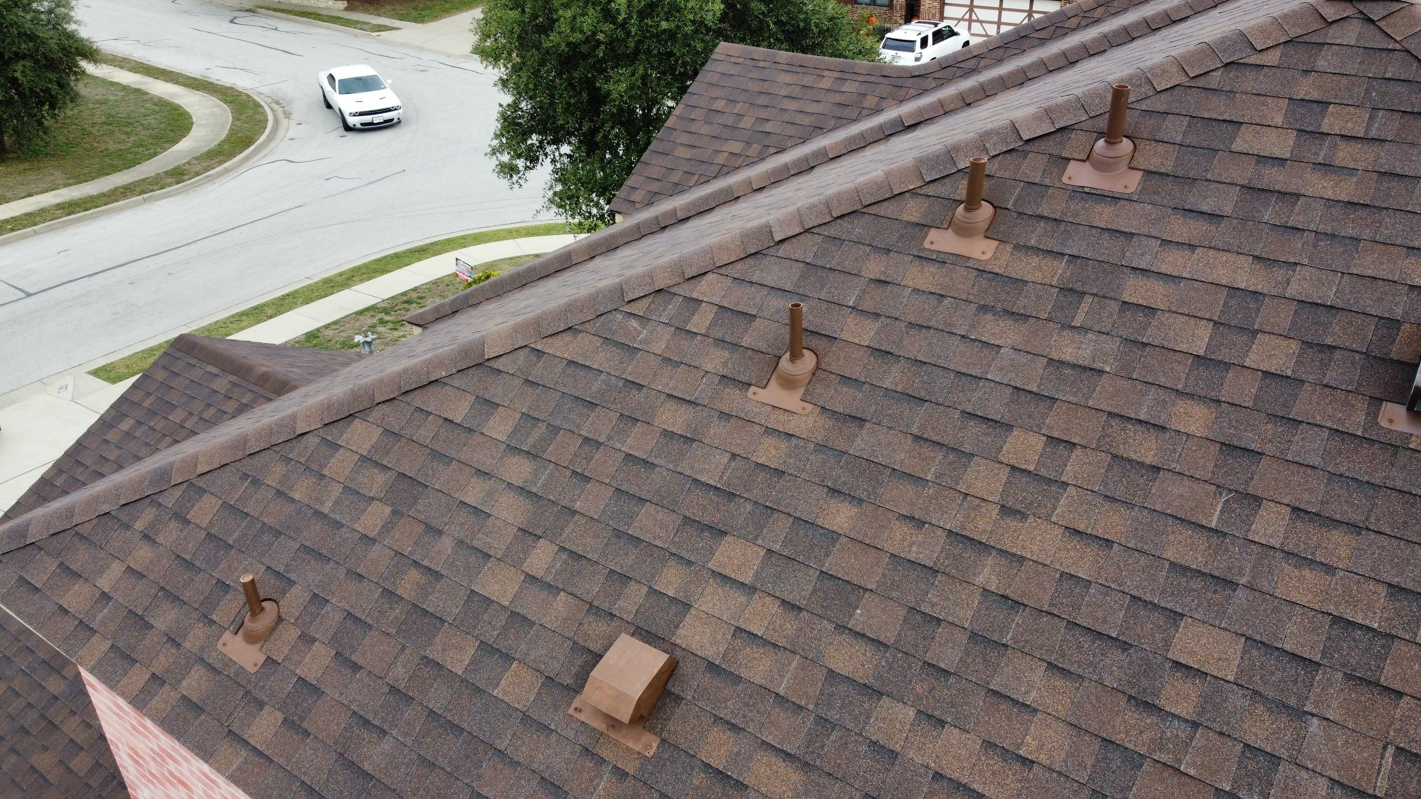 Residential Roofing Installation using Owens Corning Oakridge by Kstylez Roofing & Construction