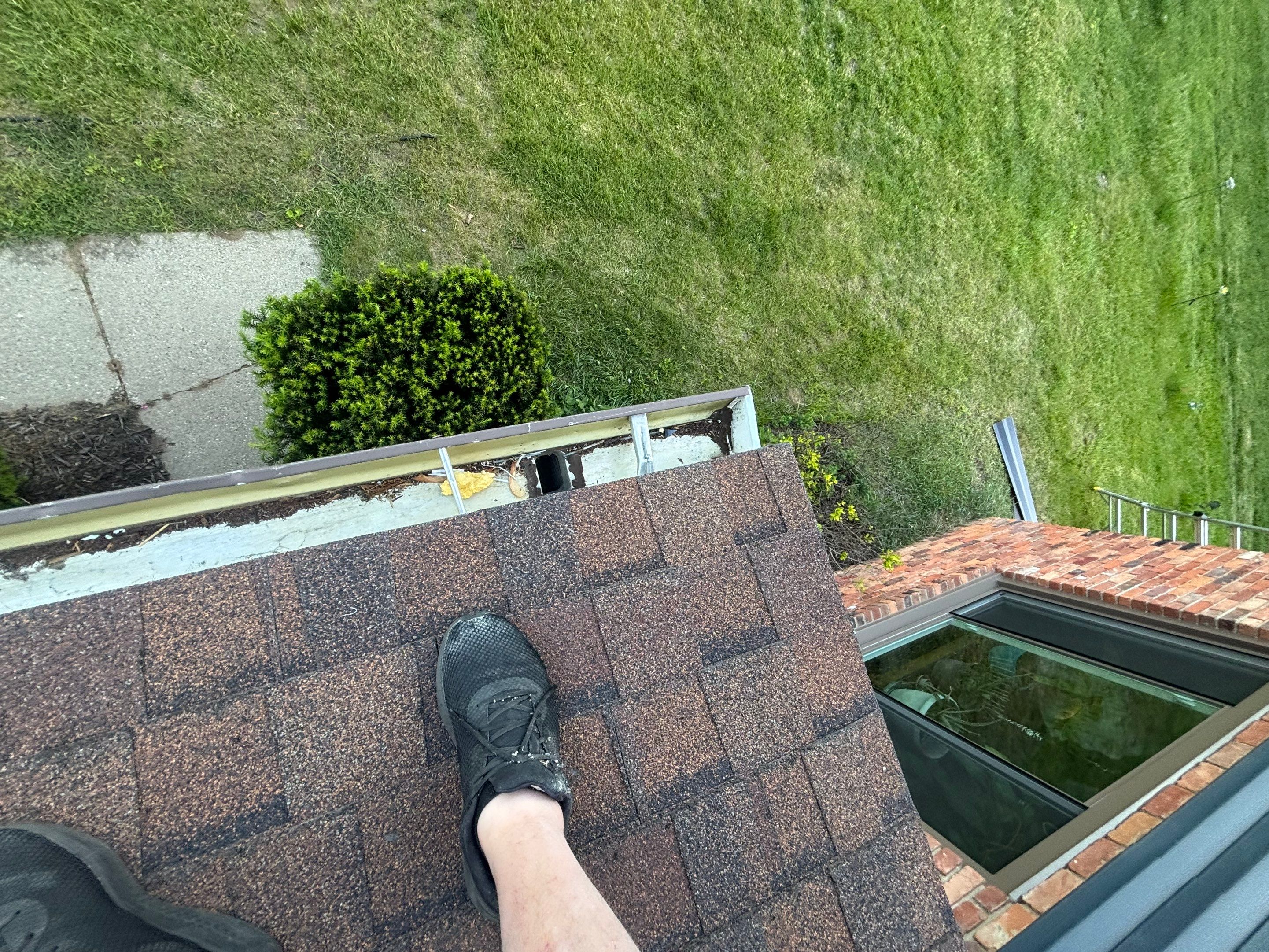 Siding Replacement using Alside Charter Oak D4.5" by 180 Contractors