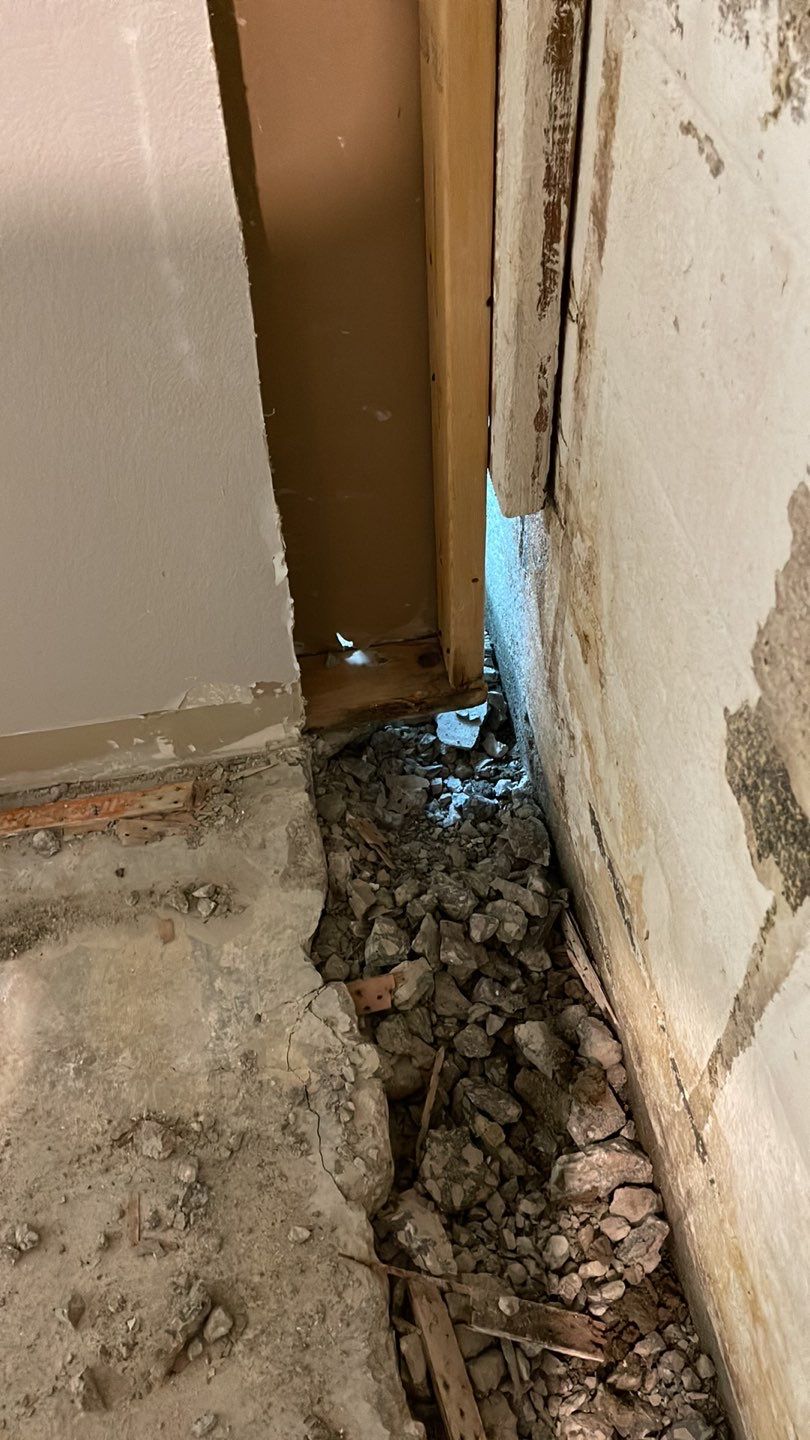 Embedded Fiber Reinforcement and Basement Waterproofing using GrateDrain Waterproofing System by Toledo Basement Repair