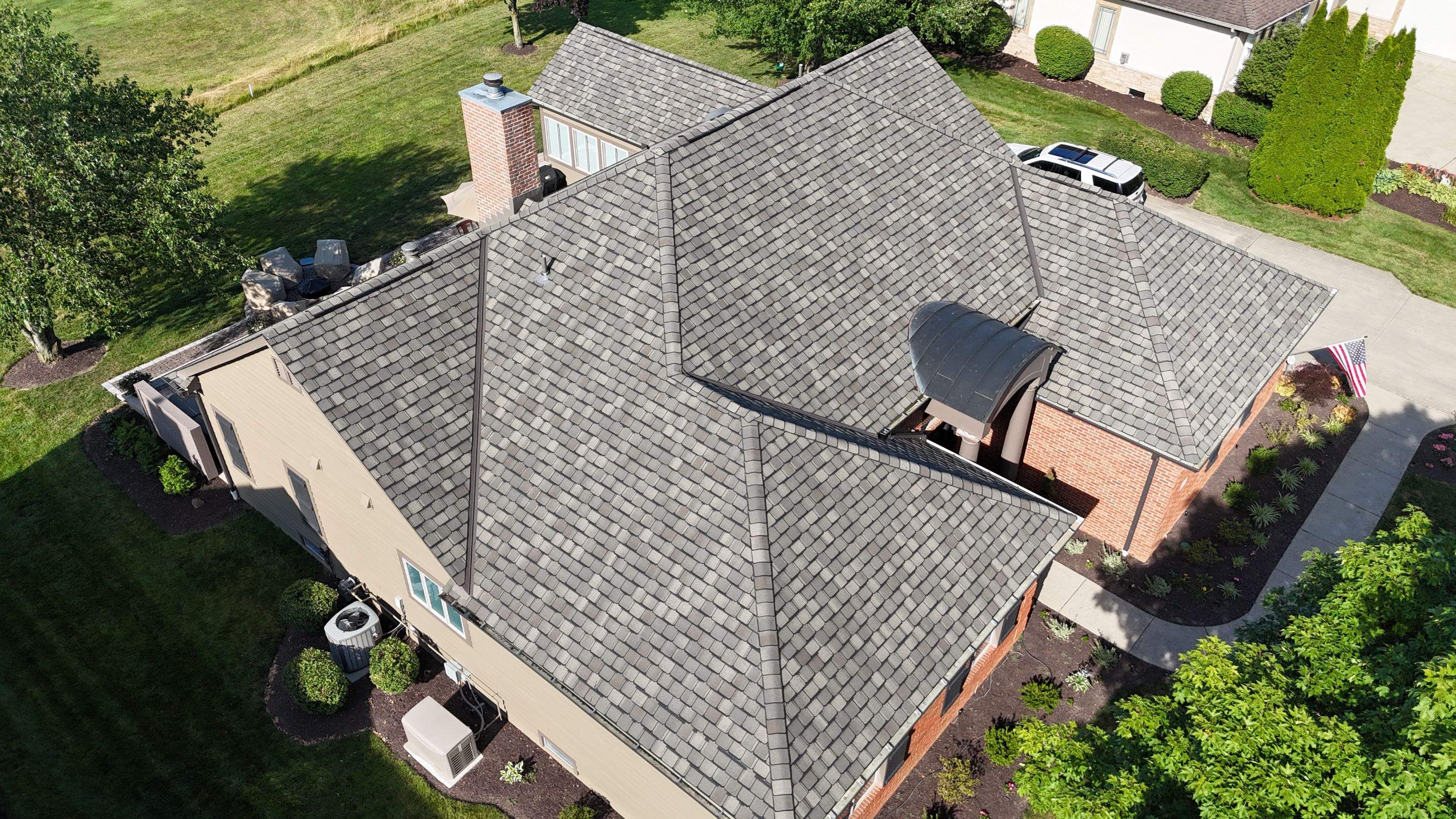 Certainteed Grand Manor Weathered Wood by Assured Restoration